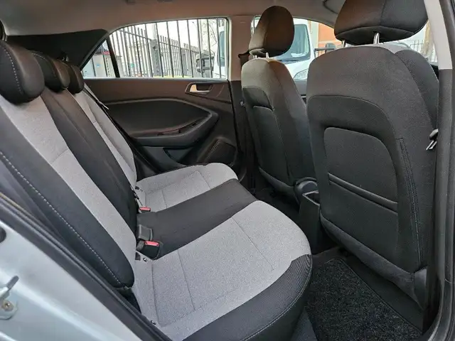 Hyundai I20 view 9