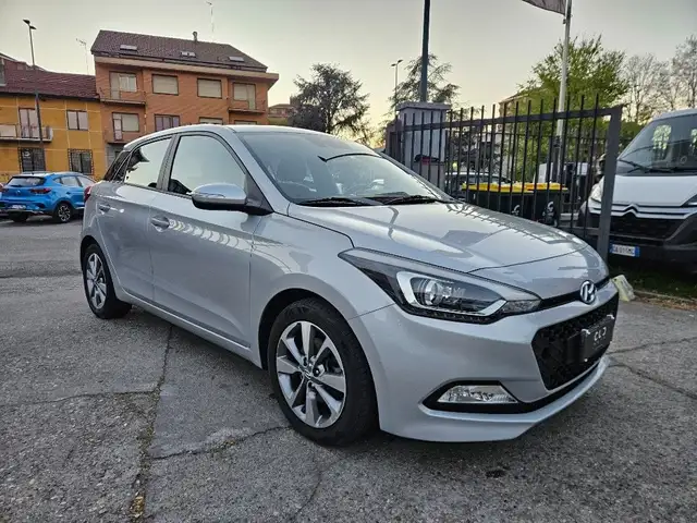 Hyundai I20 view 3