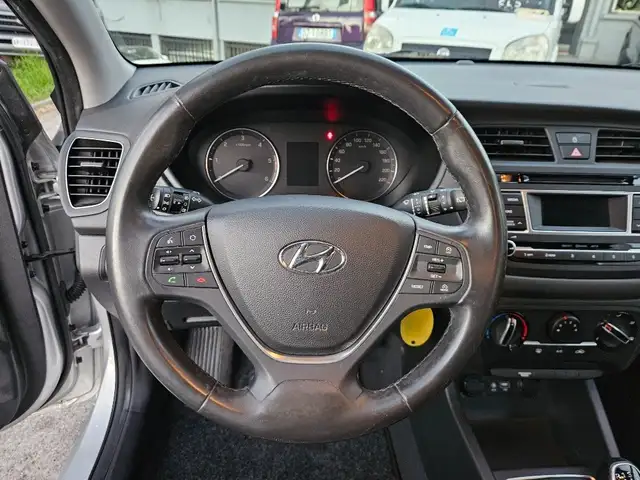 Hyundai I20 view 14