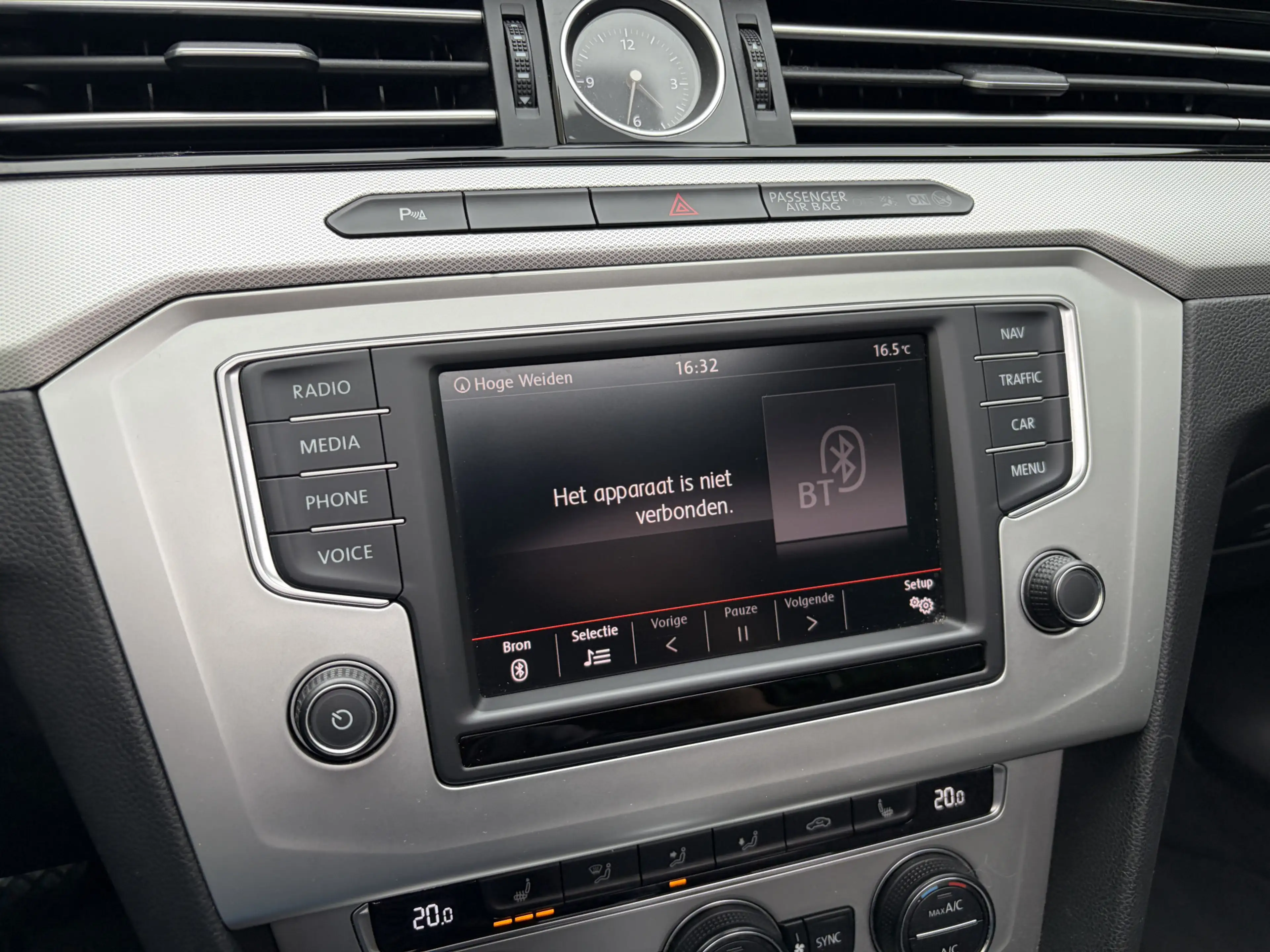 Volkswagen Passat Variant 1.4 TSI Highline Business R / AUTOMAAT / NAVI / CR — photo 15