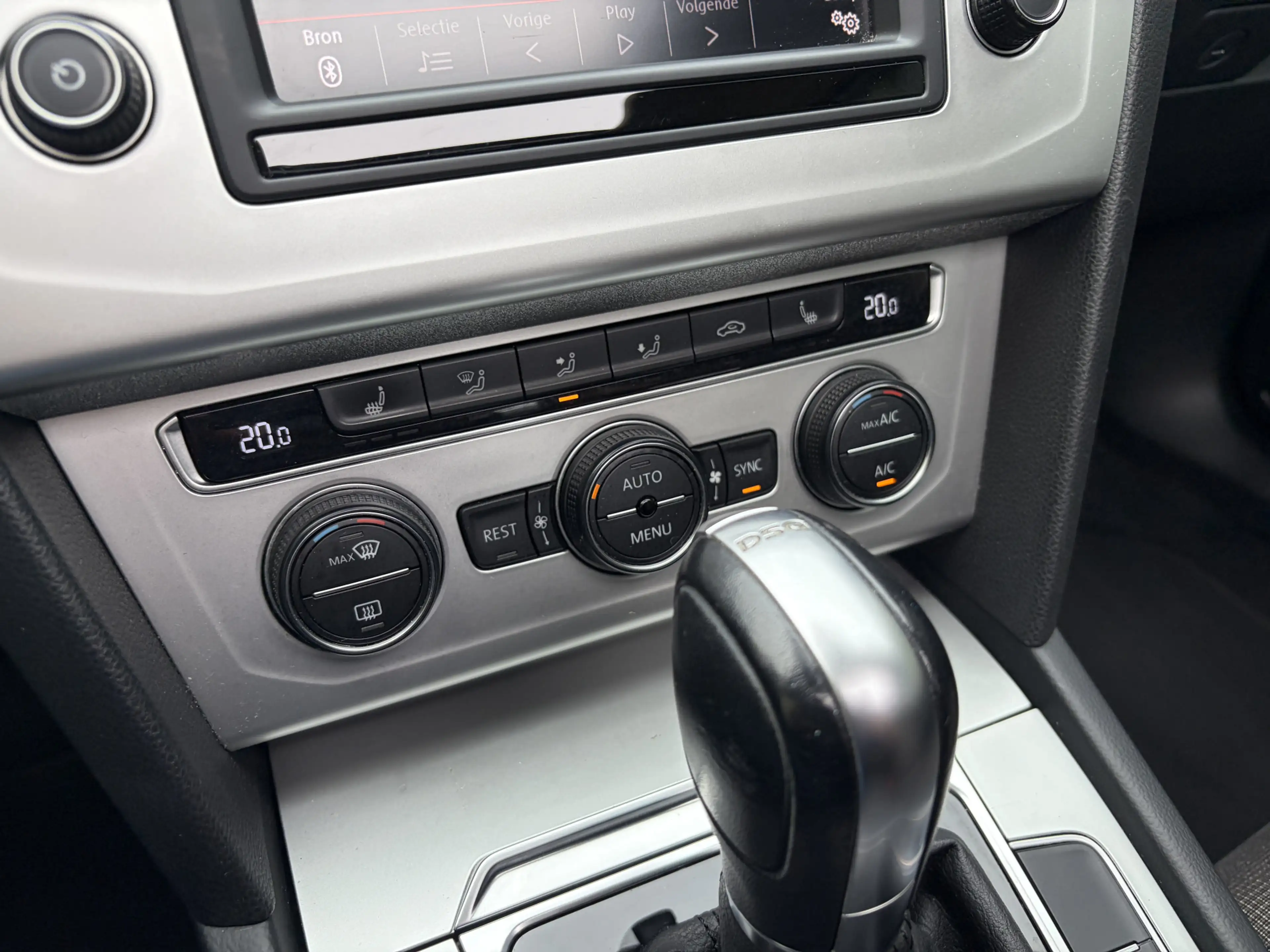 Volkswagen Passat Variant 1.4 TSI Highline Business R / AUTOMAAT / NAVI / CR — photo 12