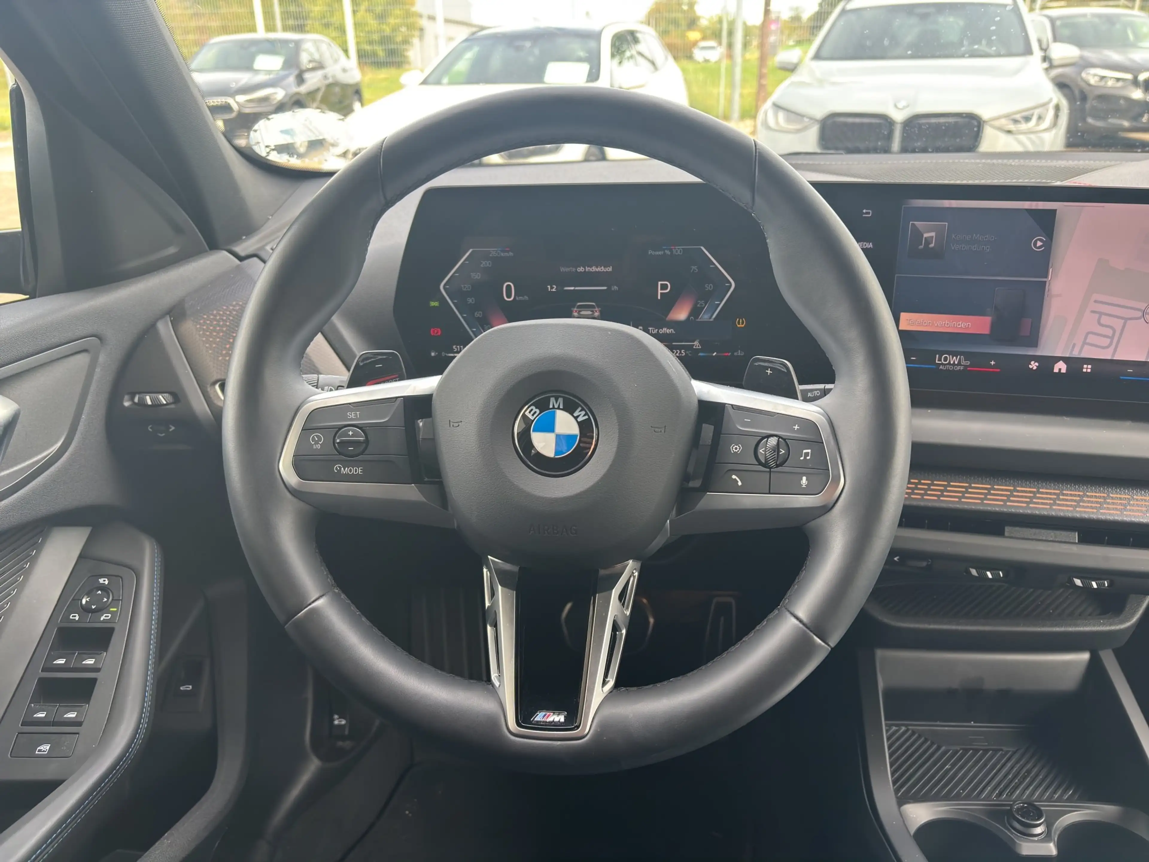 BMW 120 Limousine M Sport ACC AdLED Komfortzugang SH — photo 10