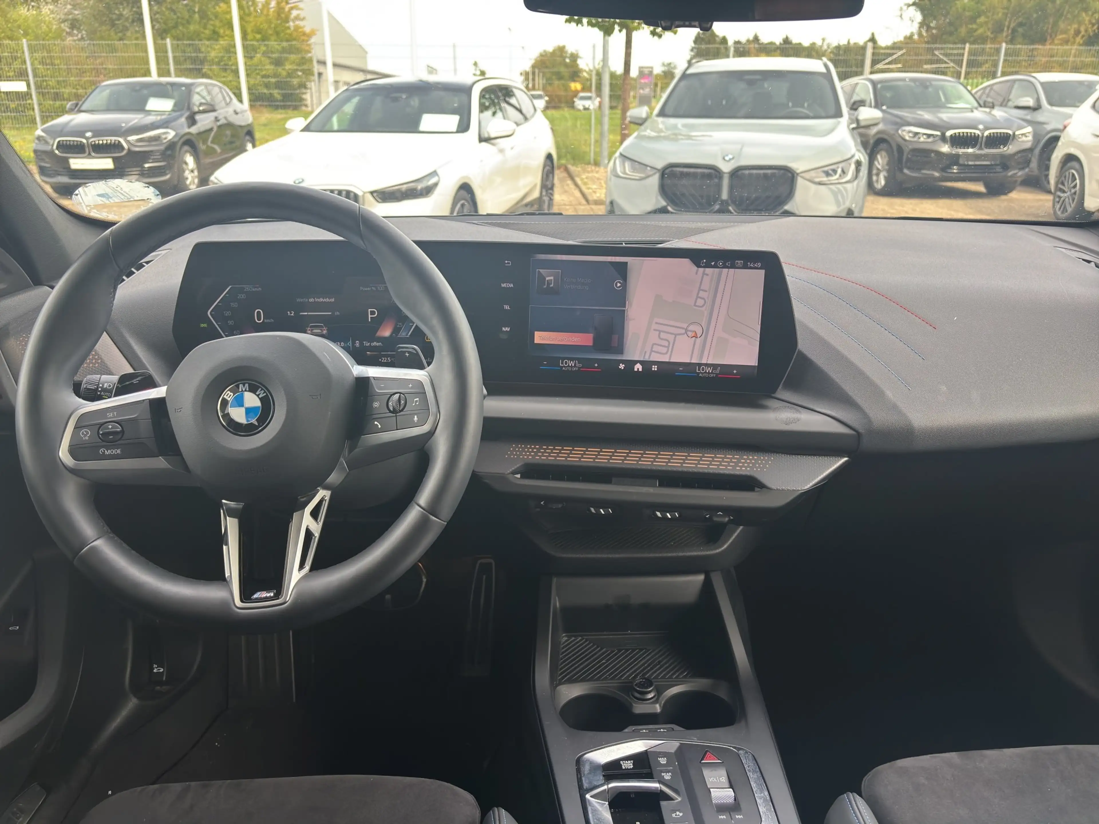 BMW 120 Limousine M Sport ACC AdLED Komfortzugang SH — photo 2