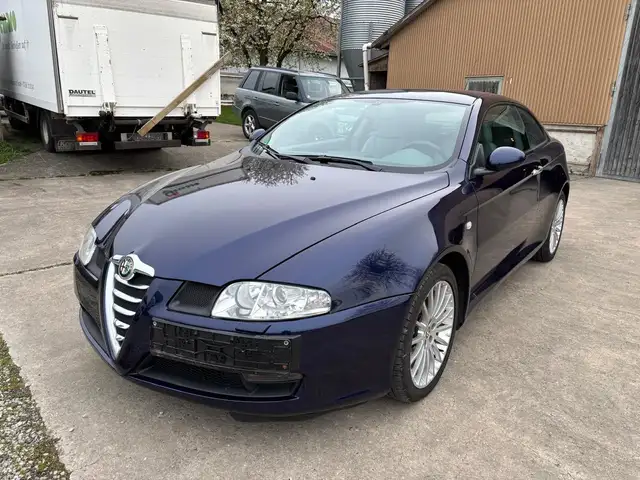 Alfa Romeo GT 2.0 16V JTS Distinctive SCHALTER