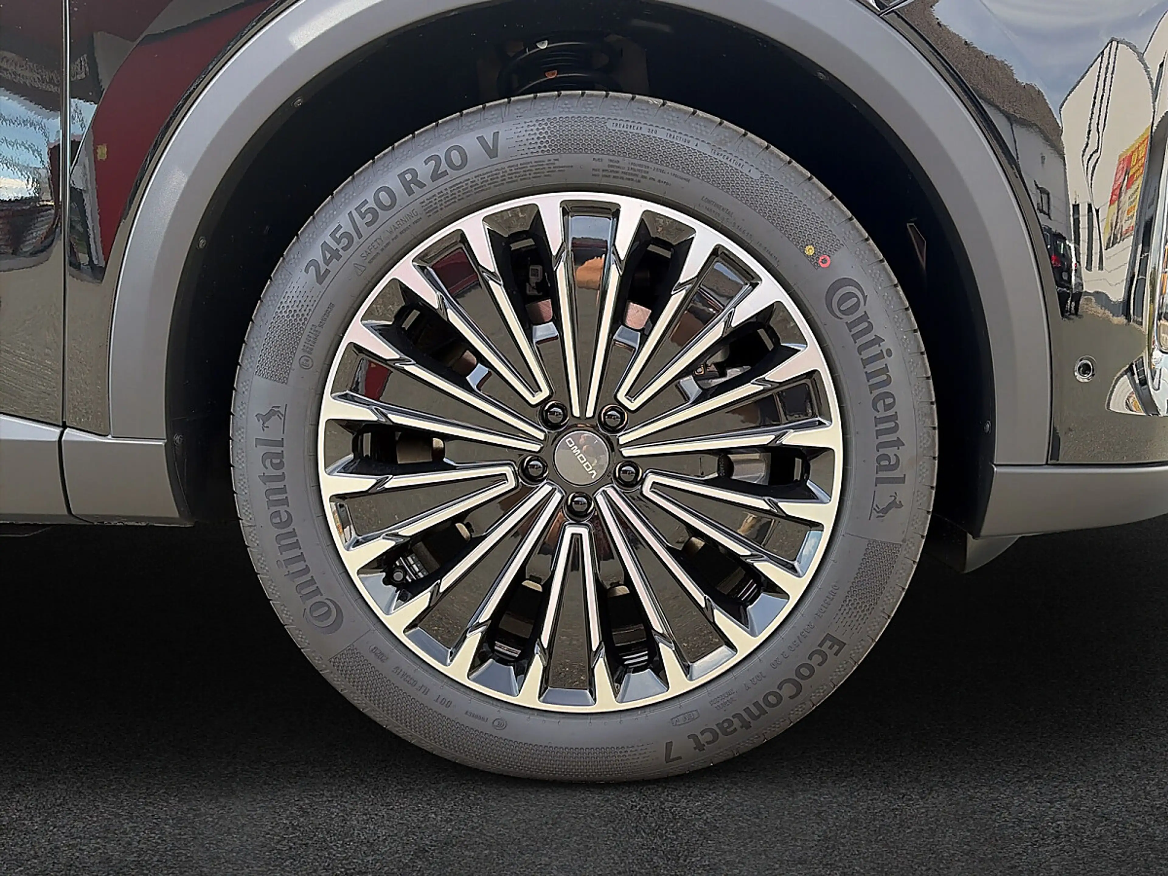 Omoda 9 PHEV 1.5TGDi Premium Line AWD — photo 4
