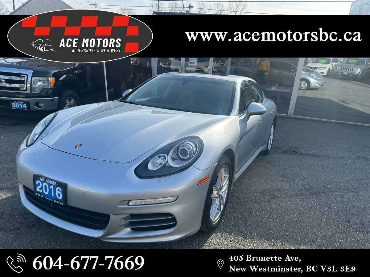 2016 Porsche Panamera 4 Edition
