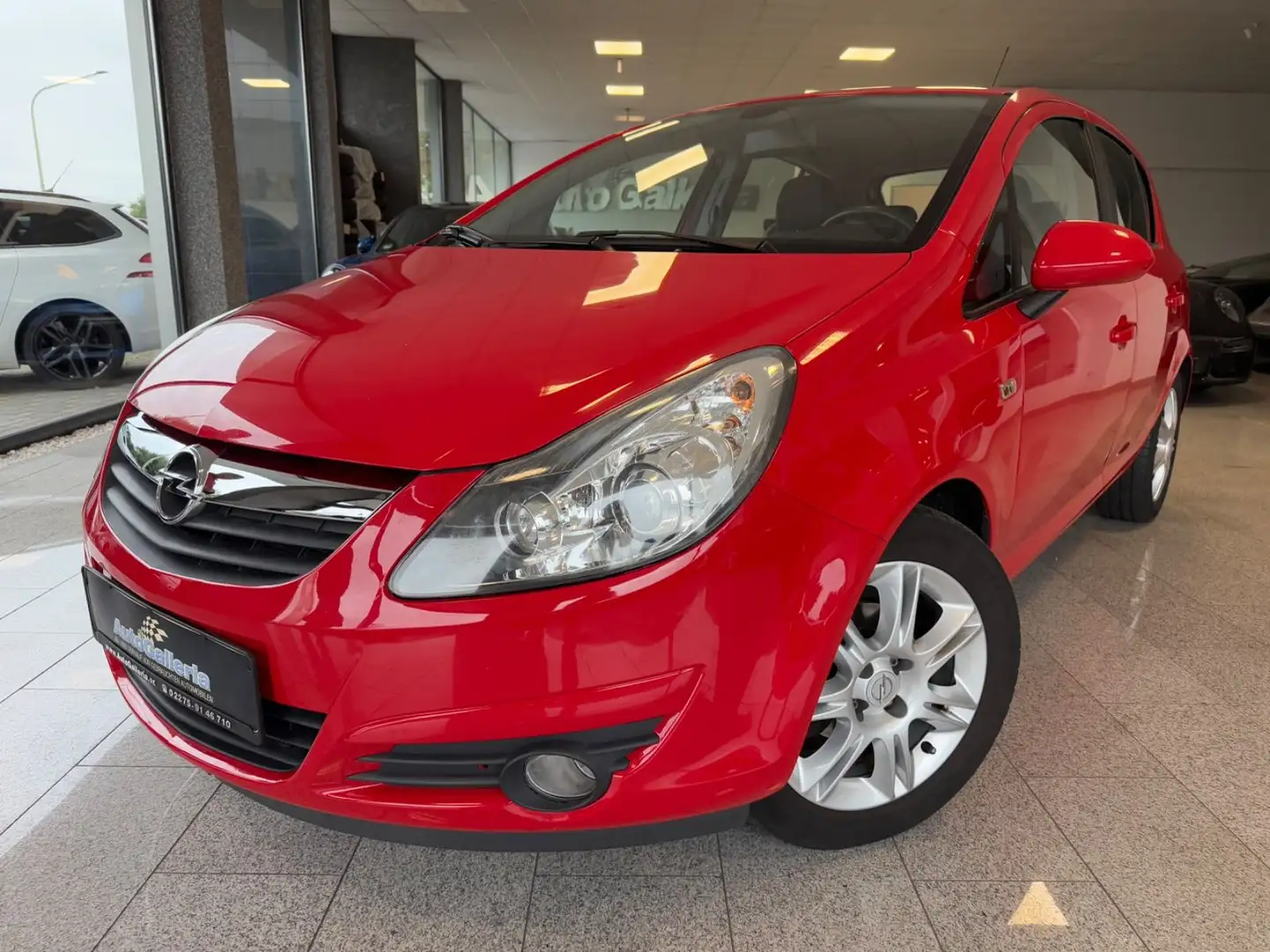 Opel Corsa D Innovation SHZ Klima Lenkrad Heizung Rot - 1