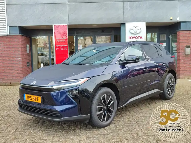 Toyota bZ4X EXECUTIVE 73KWH NIEUW MODEL 2026! WARMTEPOMP STOEL
