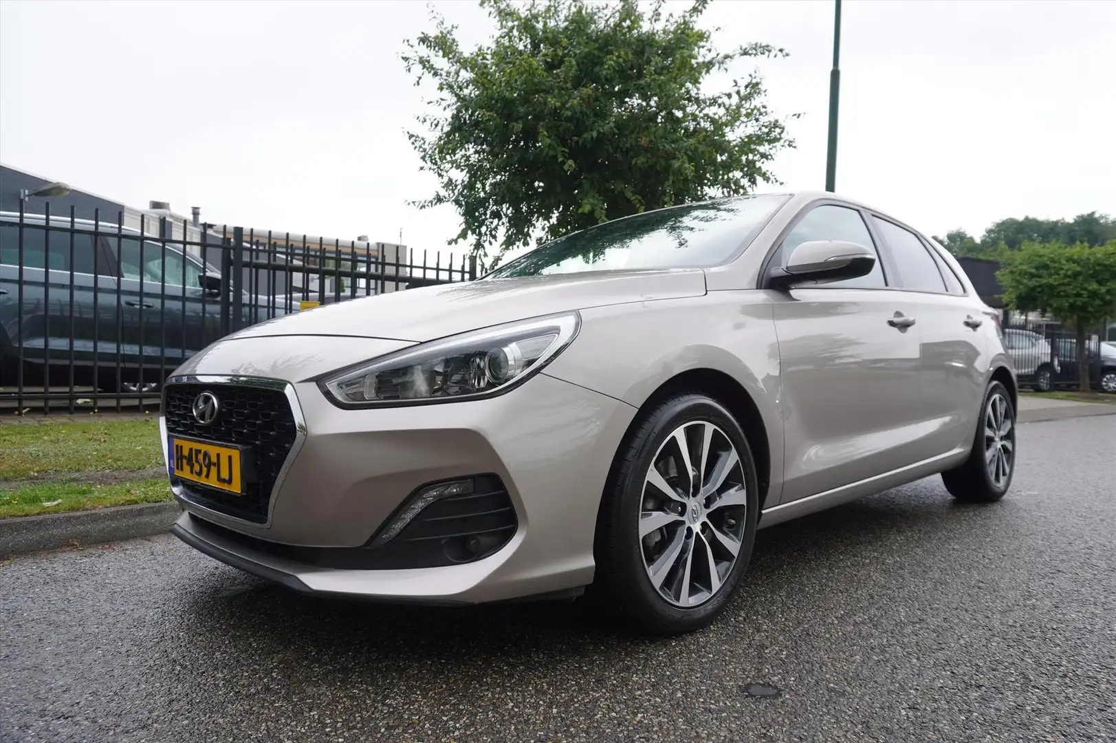 Hyundai i30 1.0 T-GDi 120pk Comfort Clima Navi 53.795 KM Grau - 1