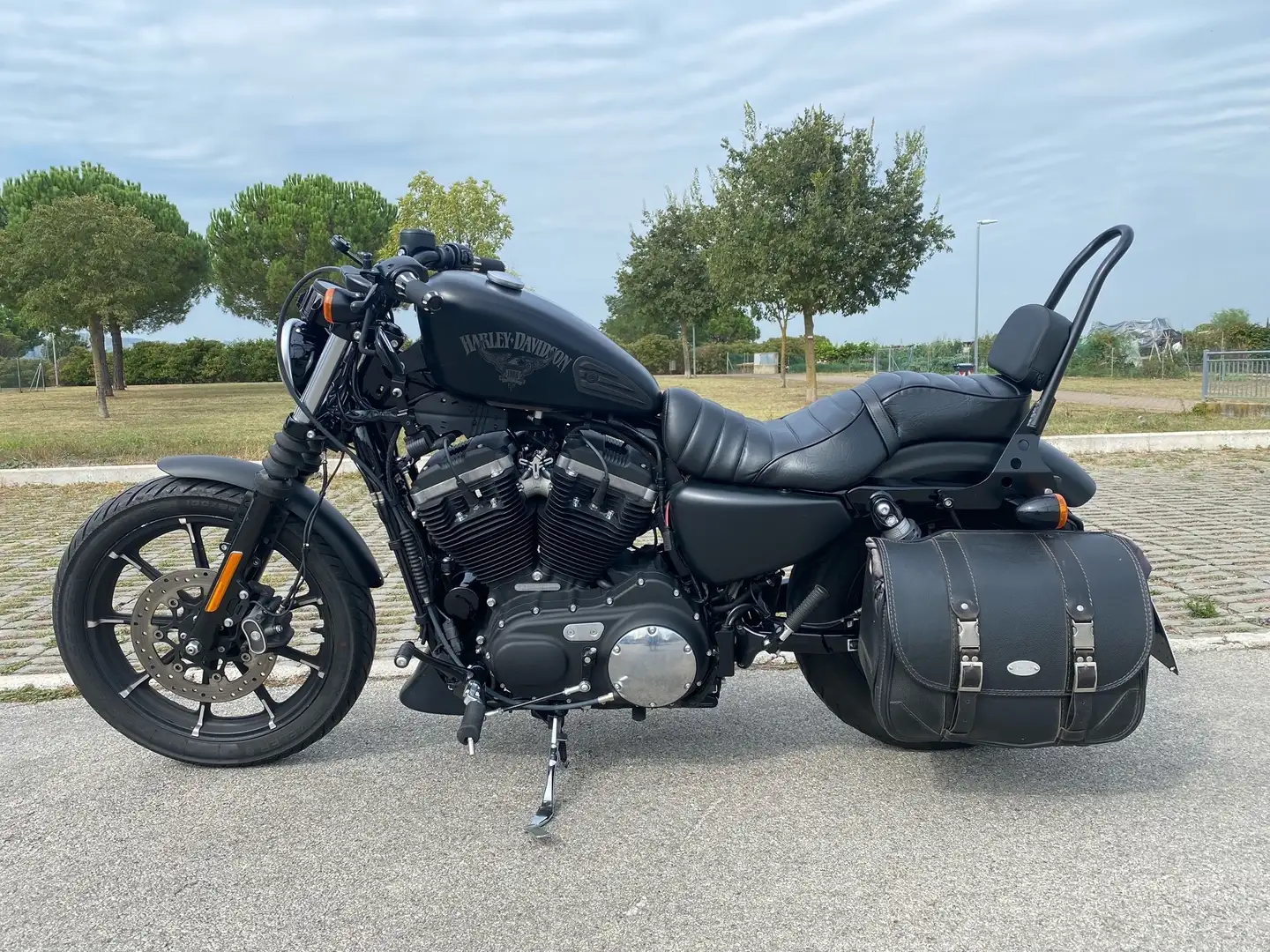 Harley-Davidson Iron 883 Sportster 883 Fekete - 2