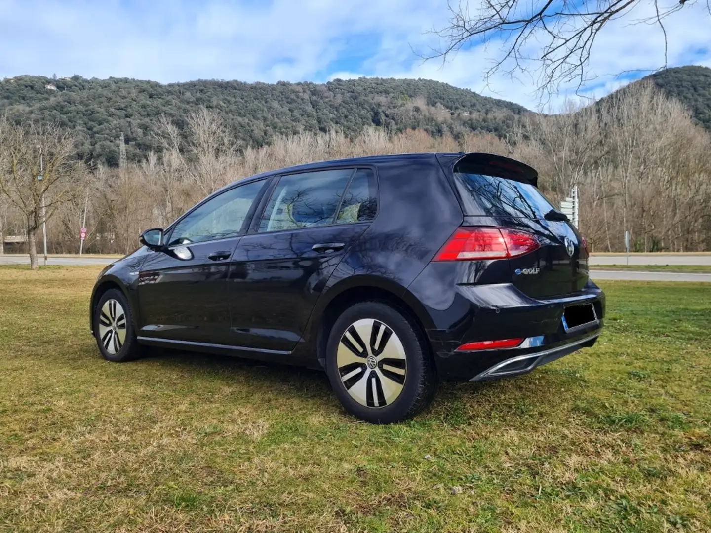 Volkswagen Golf e-Golf ePower Albastru - 2