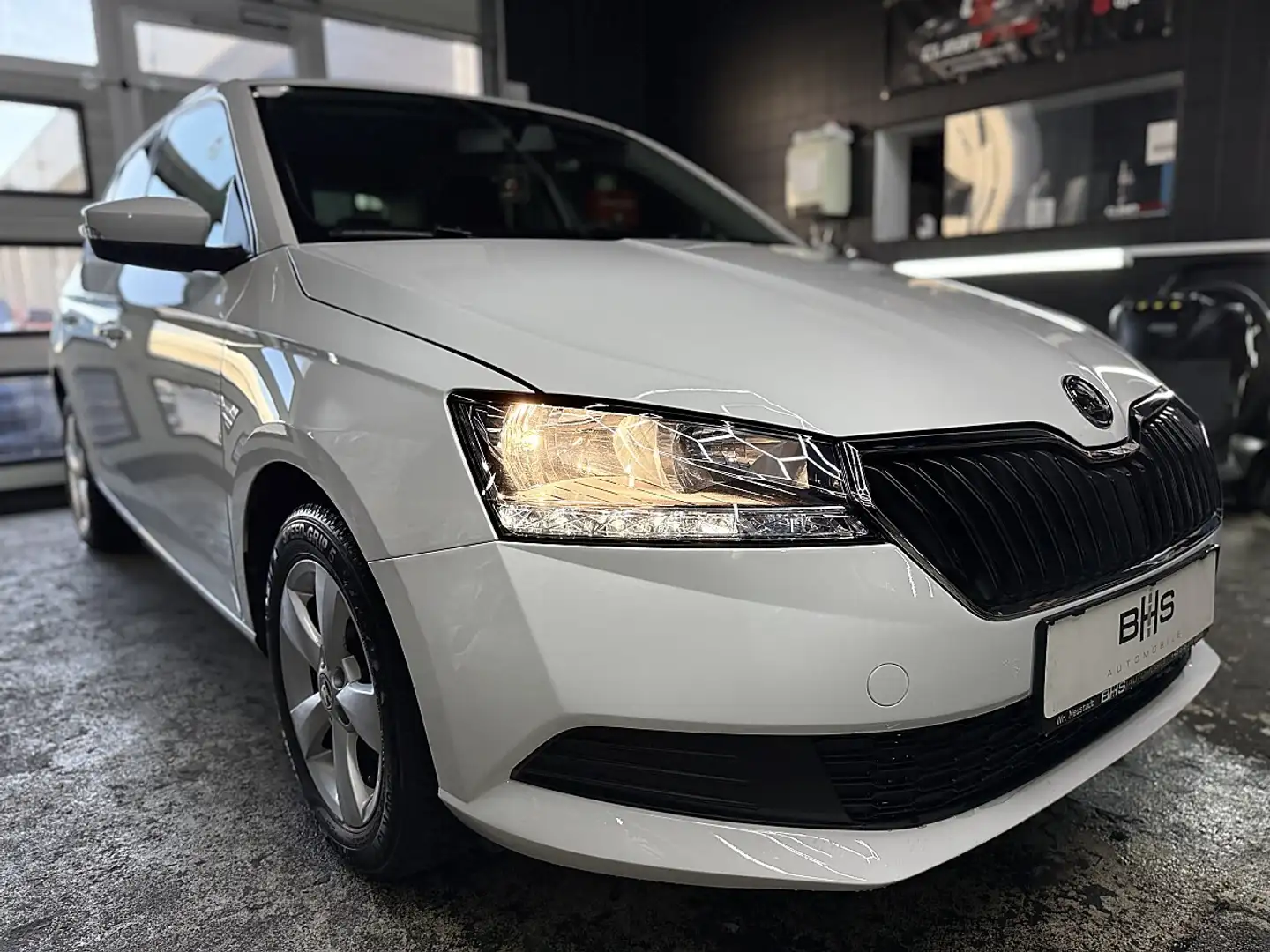 Skoda Fabia 125 1,0 Weiß - 2