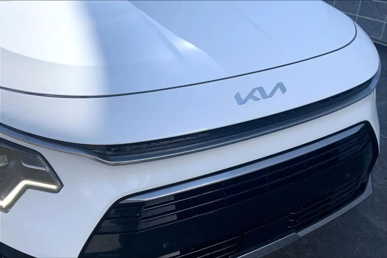 Kia Niro снимка Kia Niro