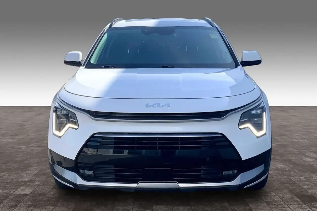 Kia Niro снимка Kia Niro