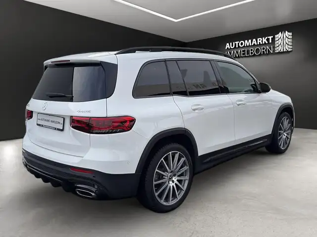 Mercedes-Benz GLB view 5