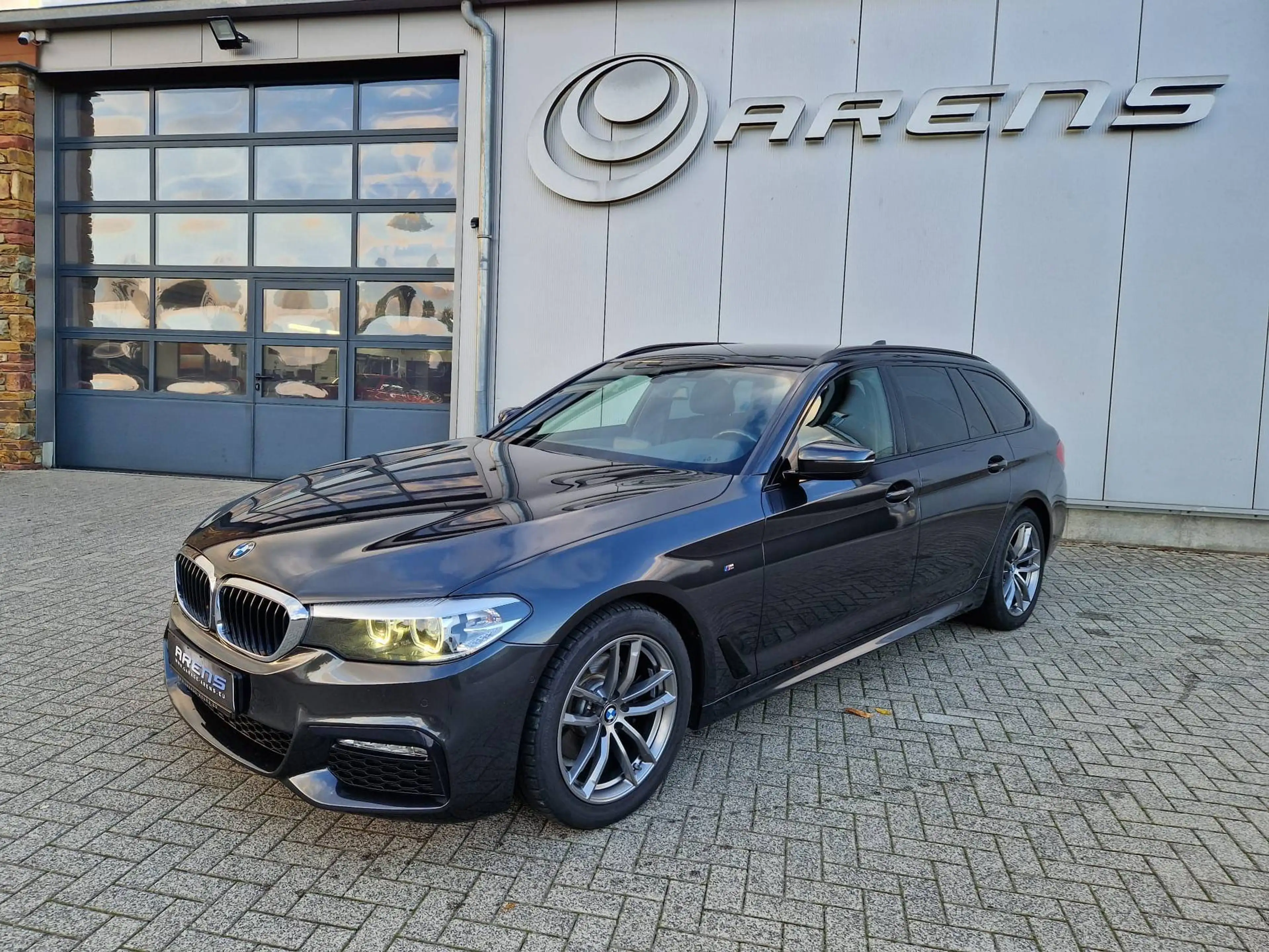 BMW 520 Touring 520iA M-Sport