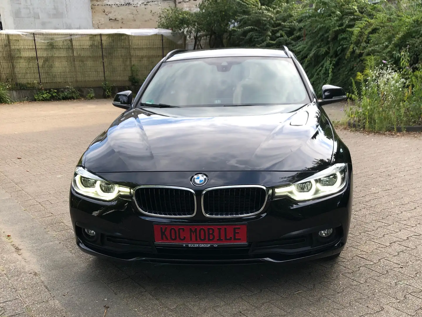 BMW 318 d Advantage Schwarz - 1
