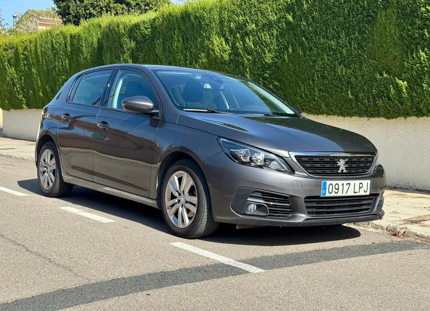 Peugeot 308 308 1.5BlueHDi S Gris - 1