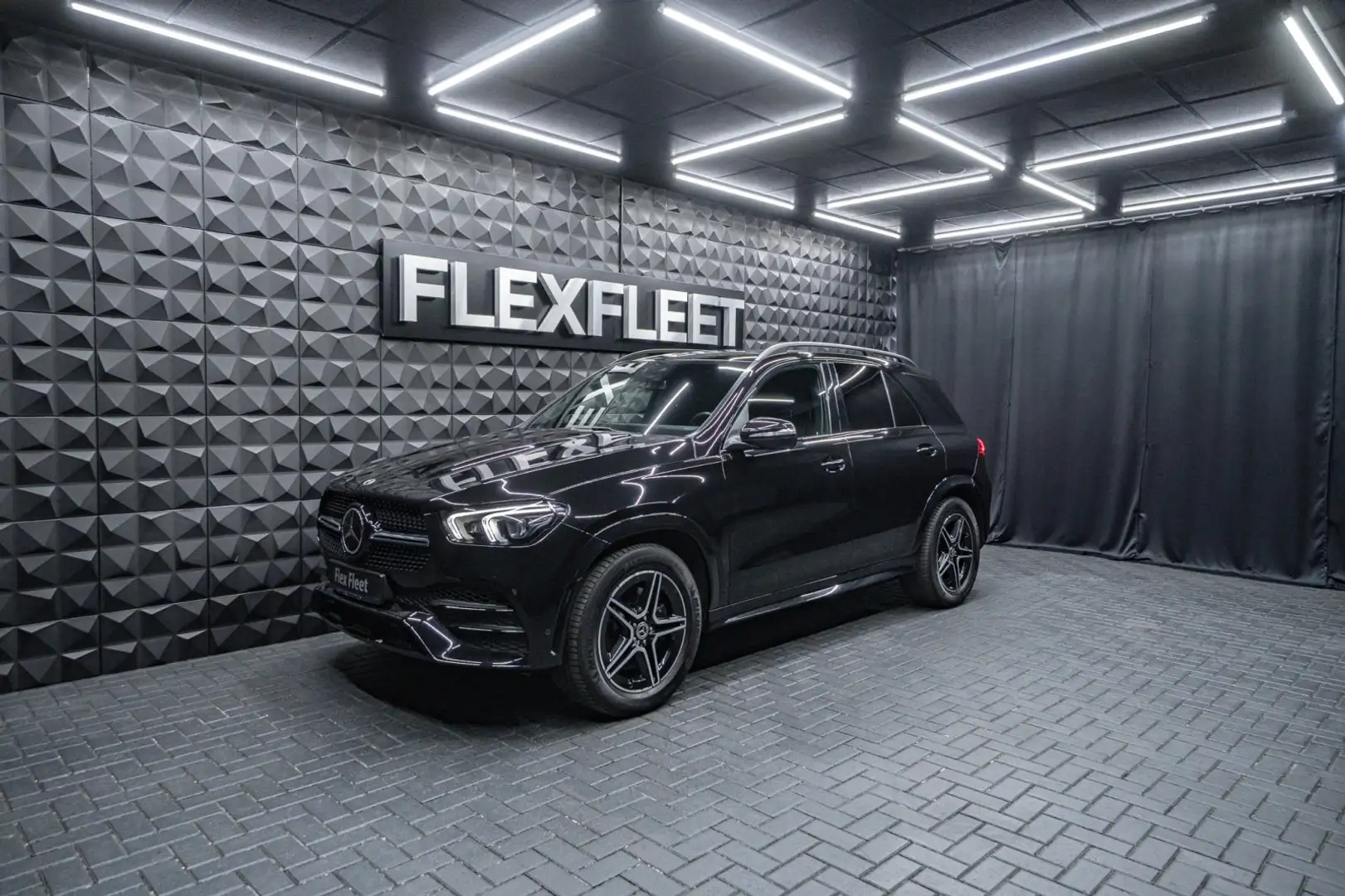 Mercedes-Benz GLE 350 d AMG Pano Burmerster AHK Negro - 1