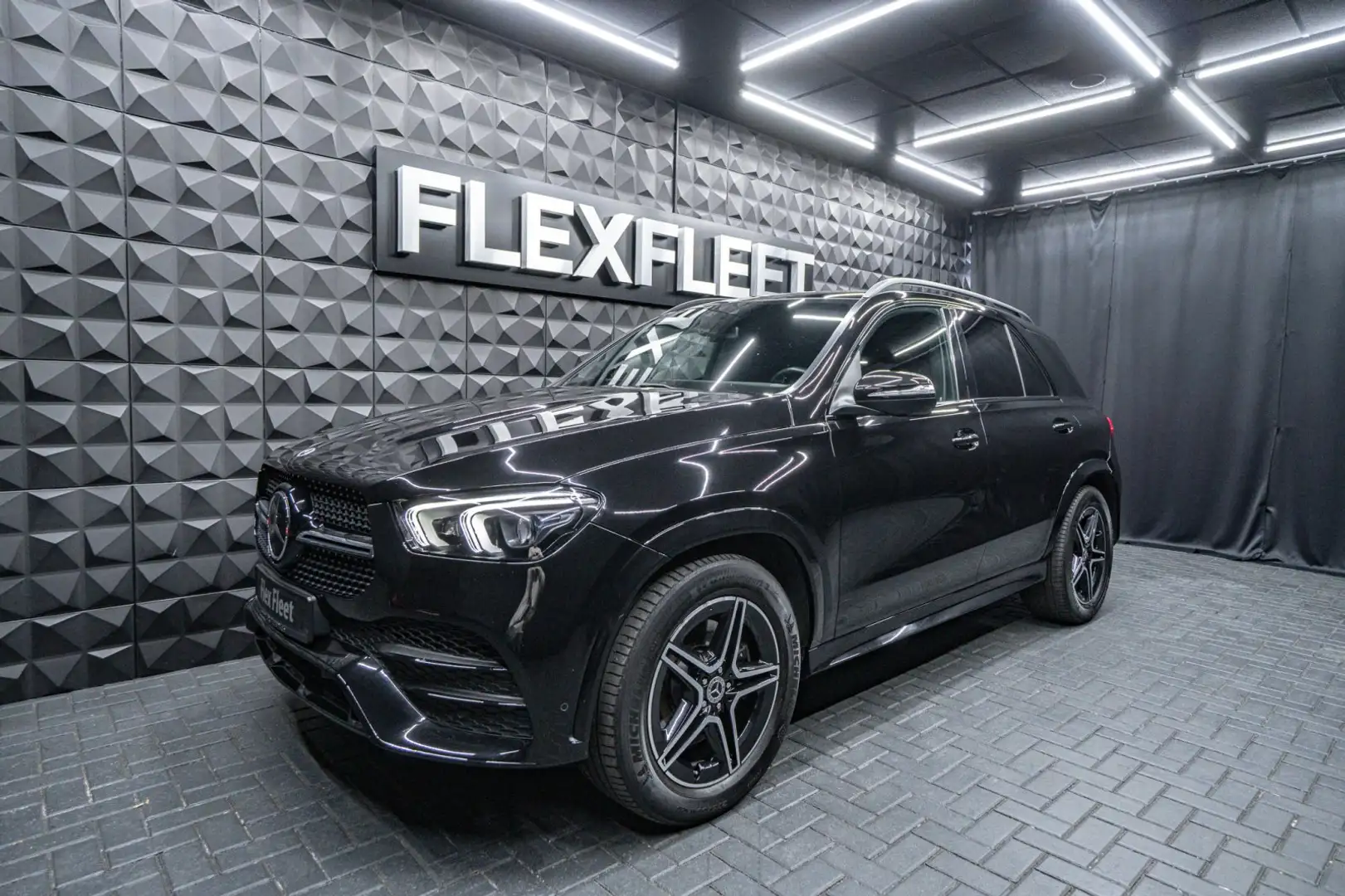 Mercedes-Benz GLE 350 d AMG Pano Burmerster AHK Negro - 2