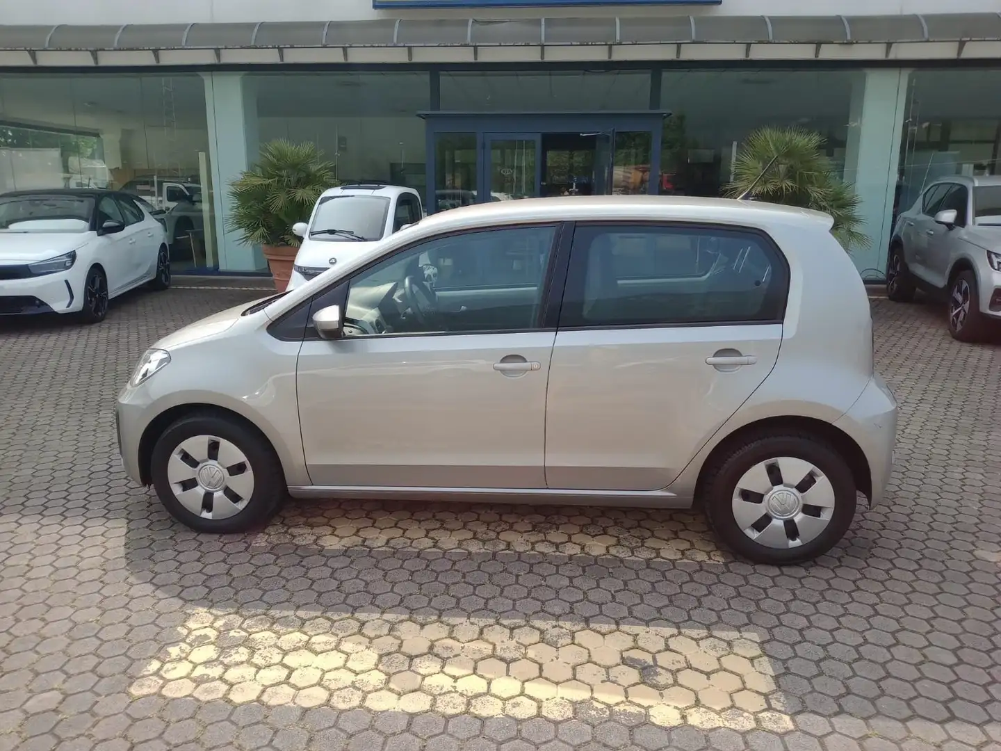 Volkswagen up! up! 5p 1.0 Move 75cv Argento - 2