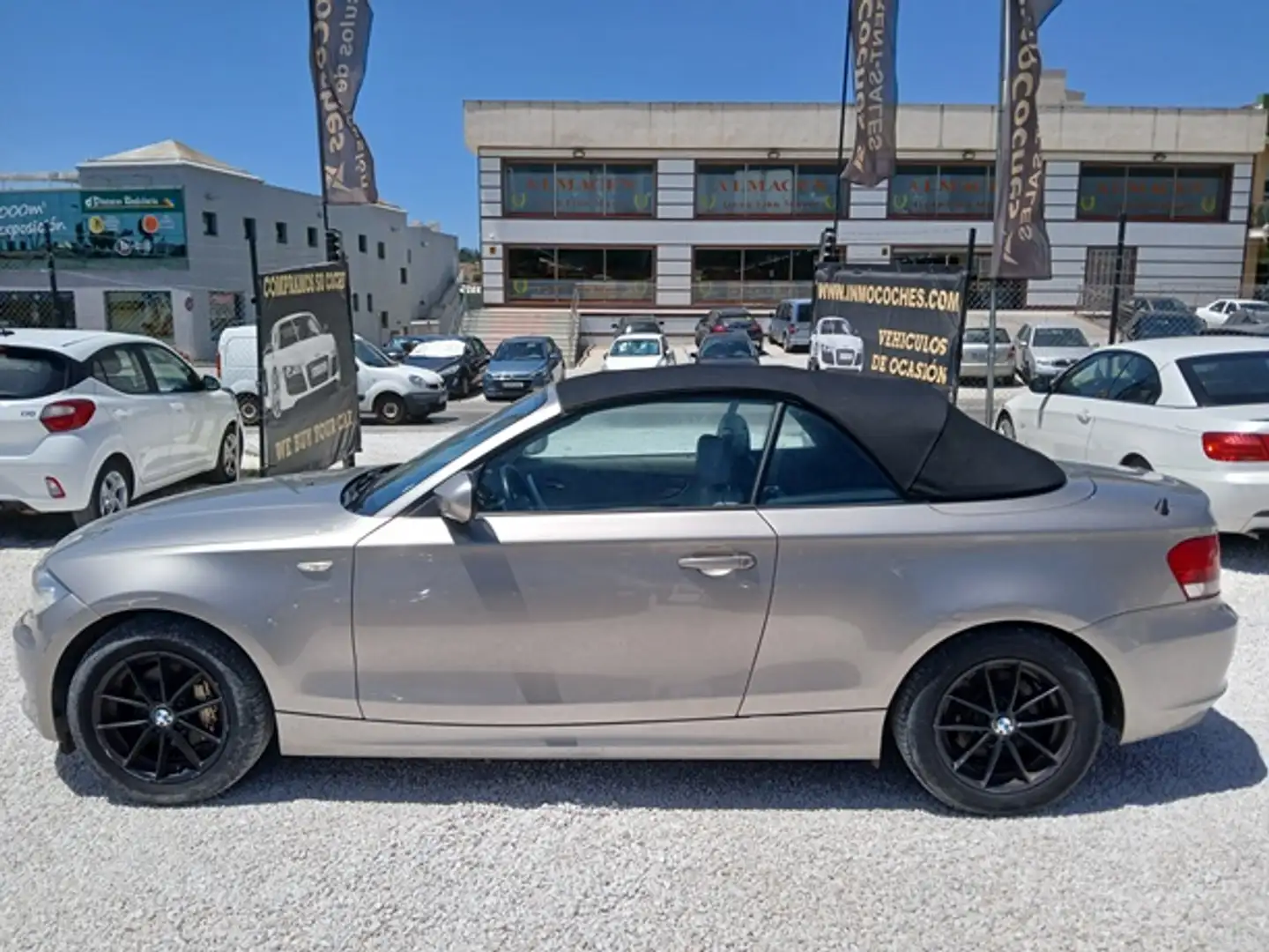 BMW 118 118dA Cabrio Beige - 2