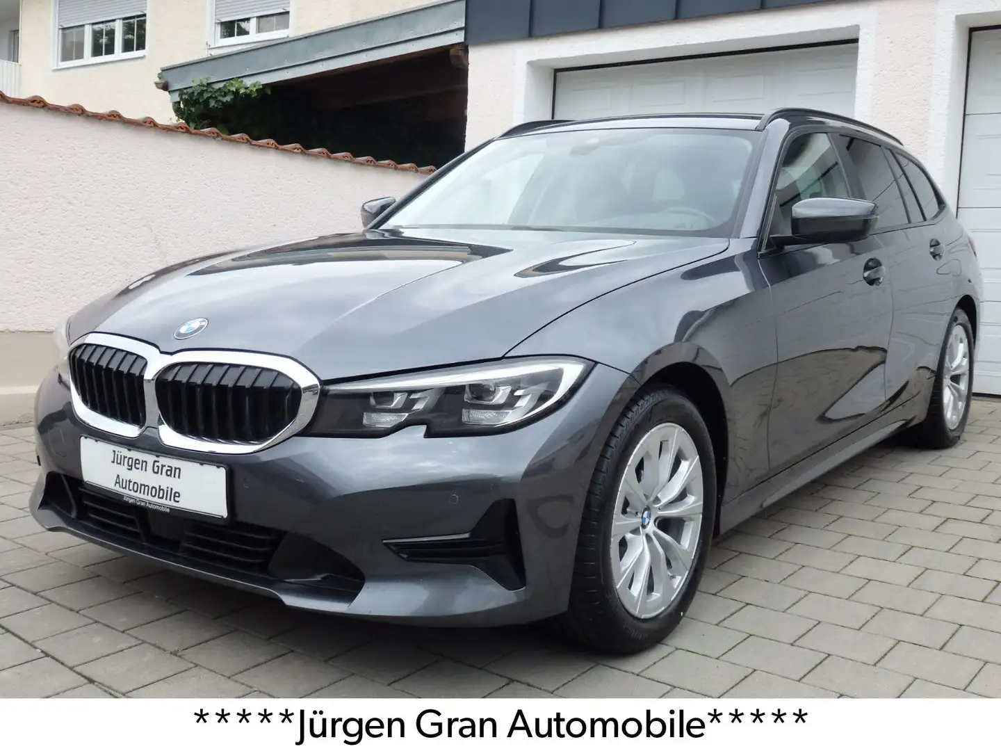 BMW 320 d Touring Aut ACC RKam ParkAss Akustik FL-Ass Gris - 1
