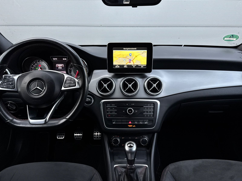Mercedes-Benz CLA 180 AMG Line Navi Xenon Shz — photo 14