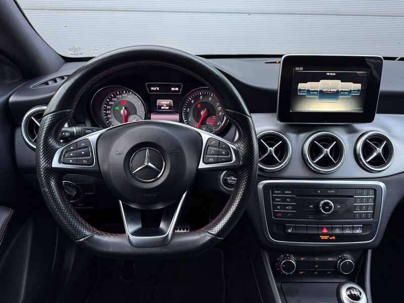 Mercedes-Benz CLA 180 AMG Line Navi Xenon Shz — photo 13