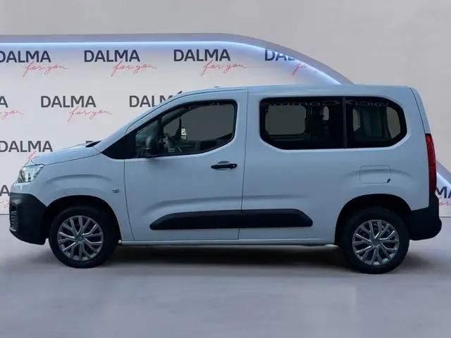 Citroen Berlingo view 2