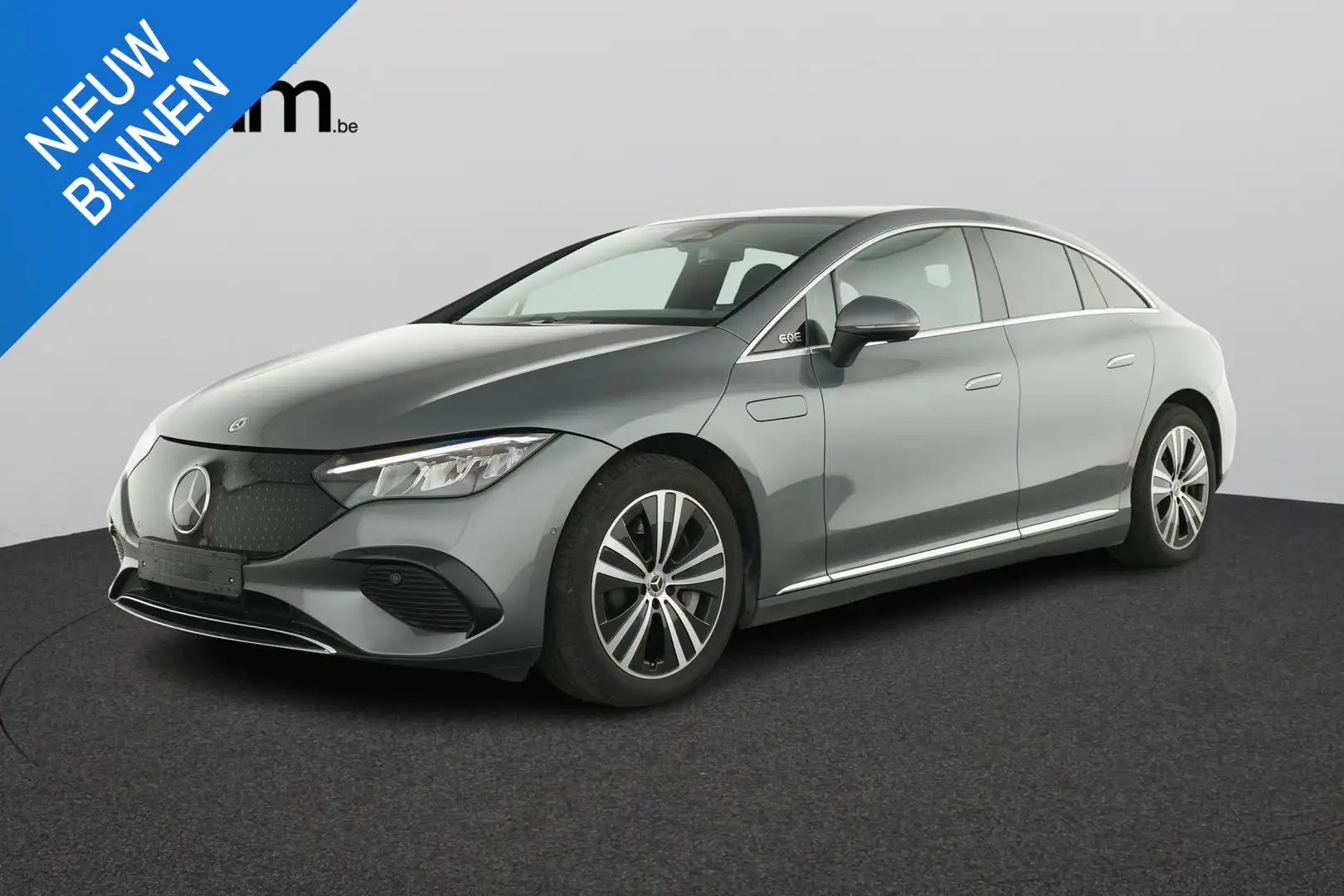Mercedes-Benz EQE 300 Business Line Grijs - 1