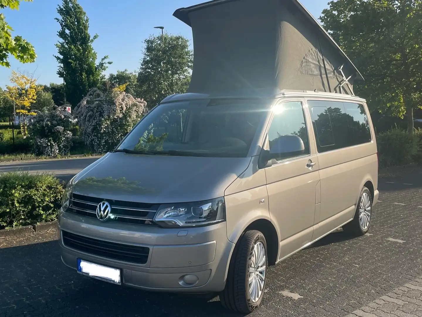Volkswagen T5 California Beach Beige - 1
