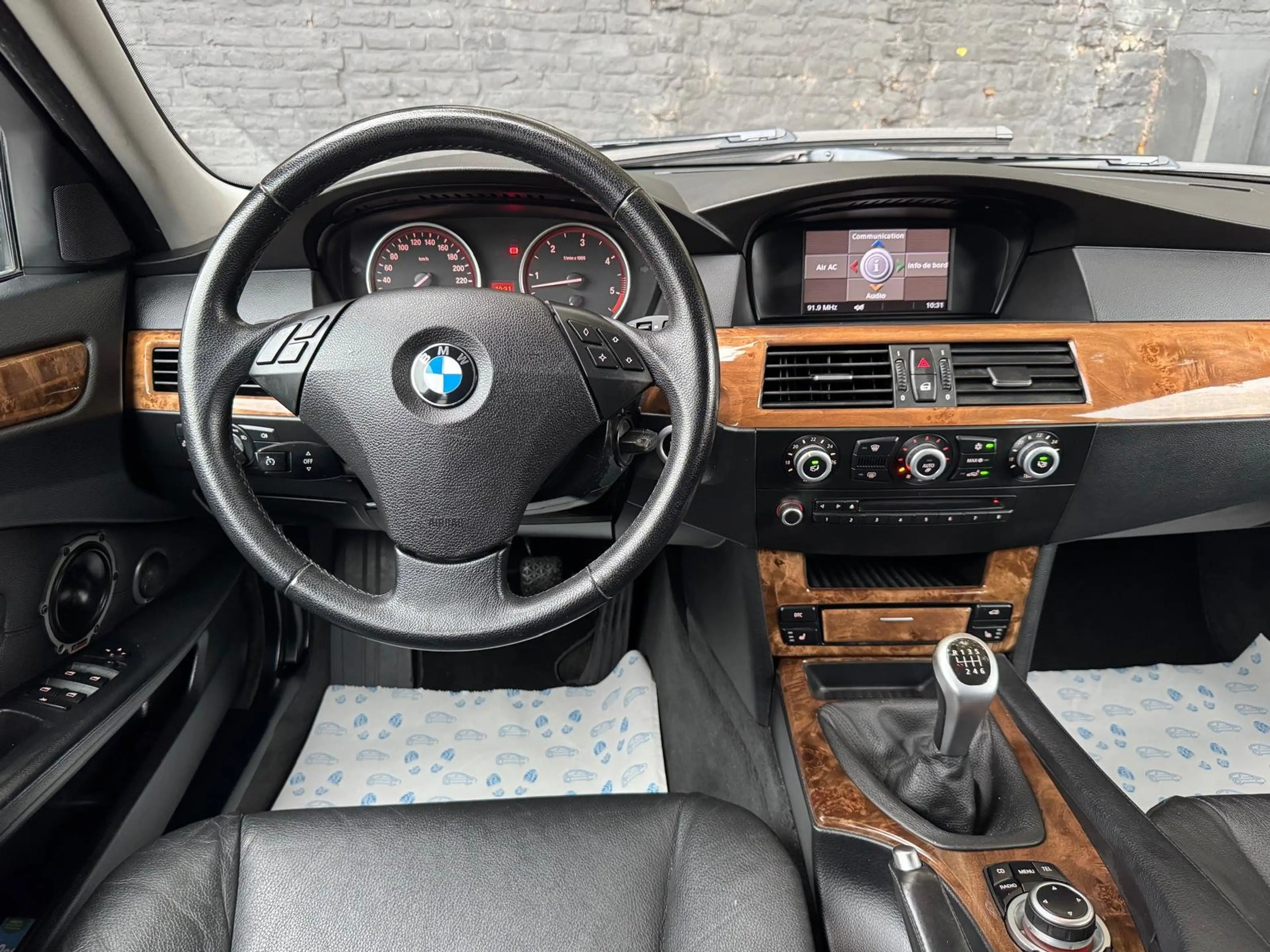 BMW 525 d*1ER PROPRIETAIRE*AIRCO*CUIR*CARNET COMPLET BMW — photo 10