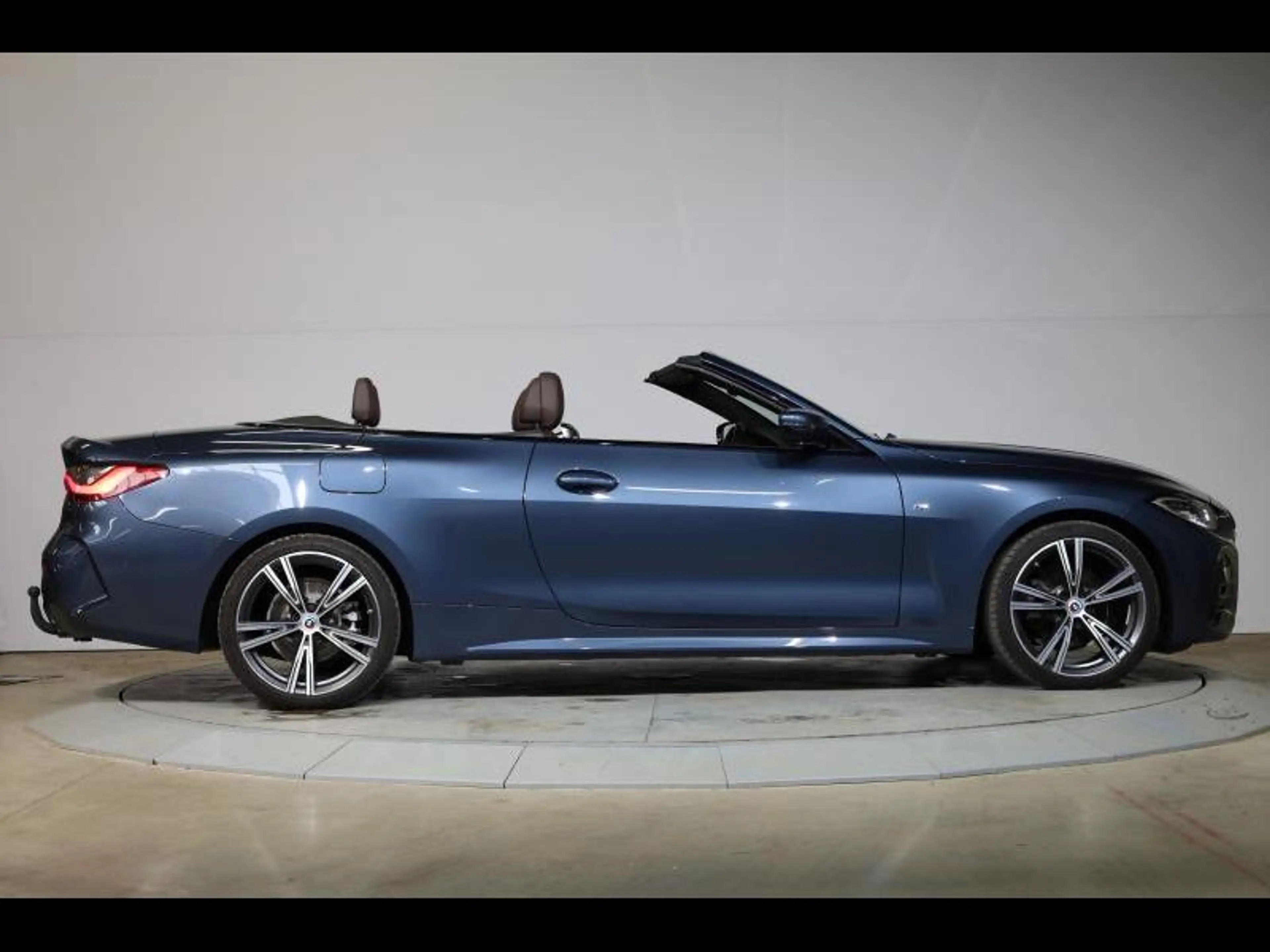BMW 420 i Cabrio Kit M Sport — photo 3