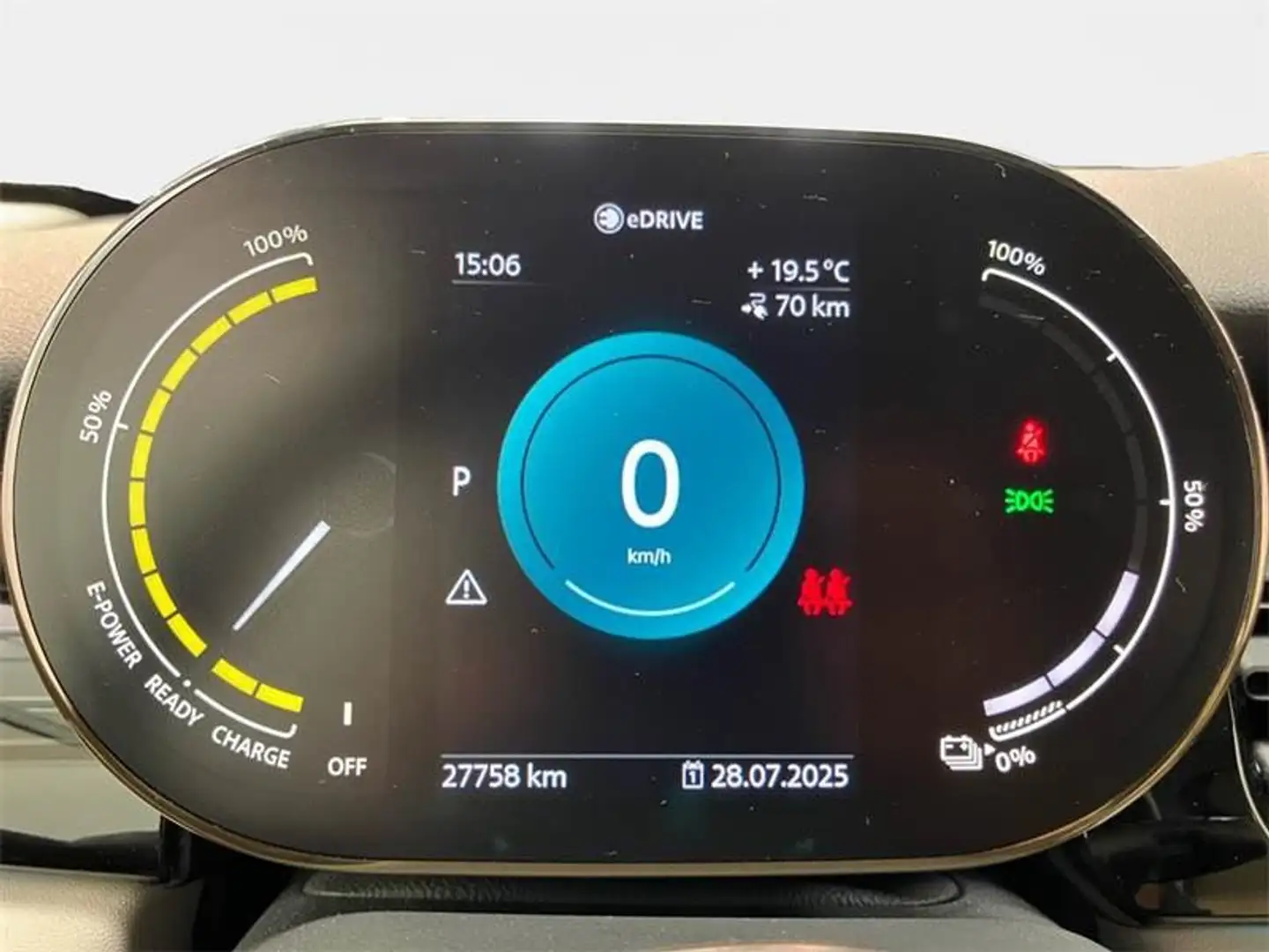 MINI Cooper SE Classic Trim Grün - 2