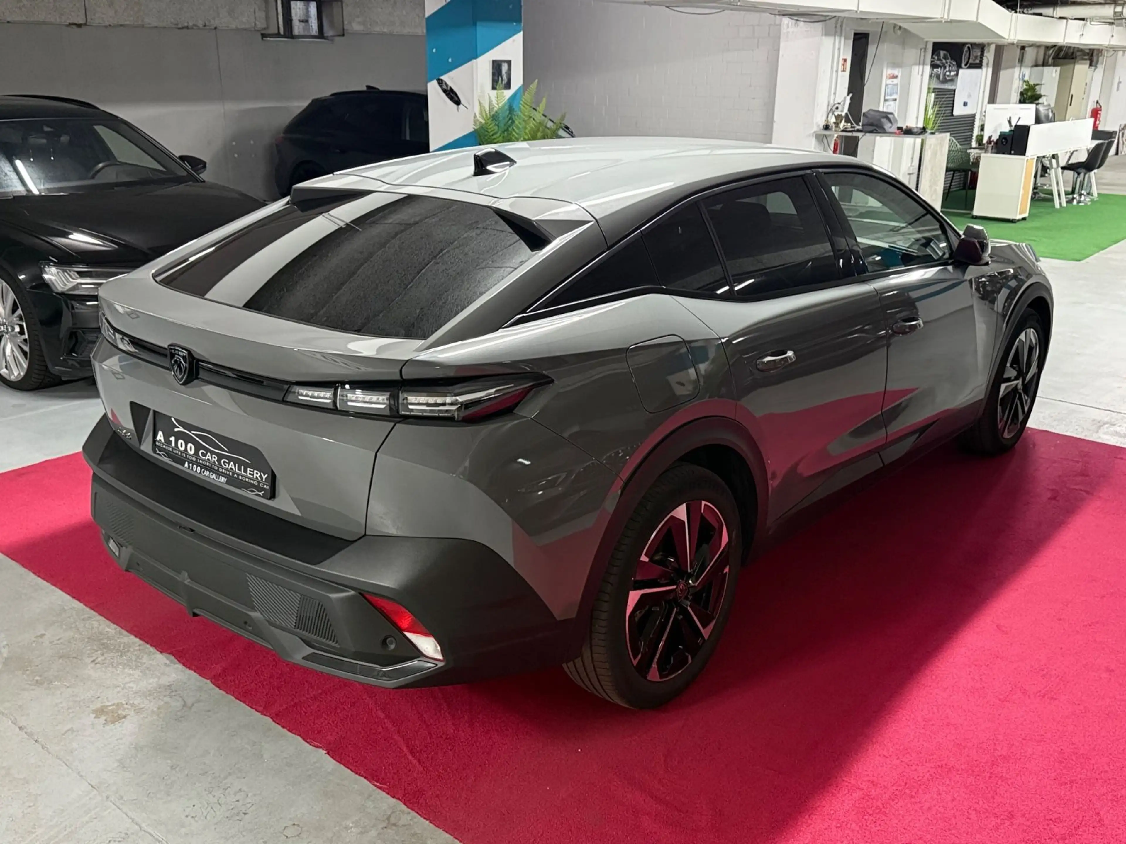 Peugeot 408 Hybrid 136 Allure AppCar Assist 1Hand — photo 4