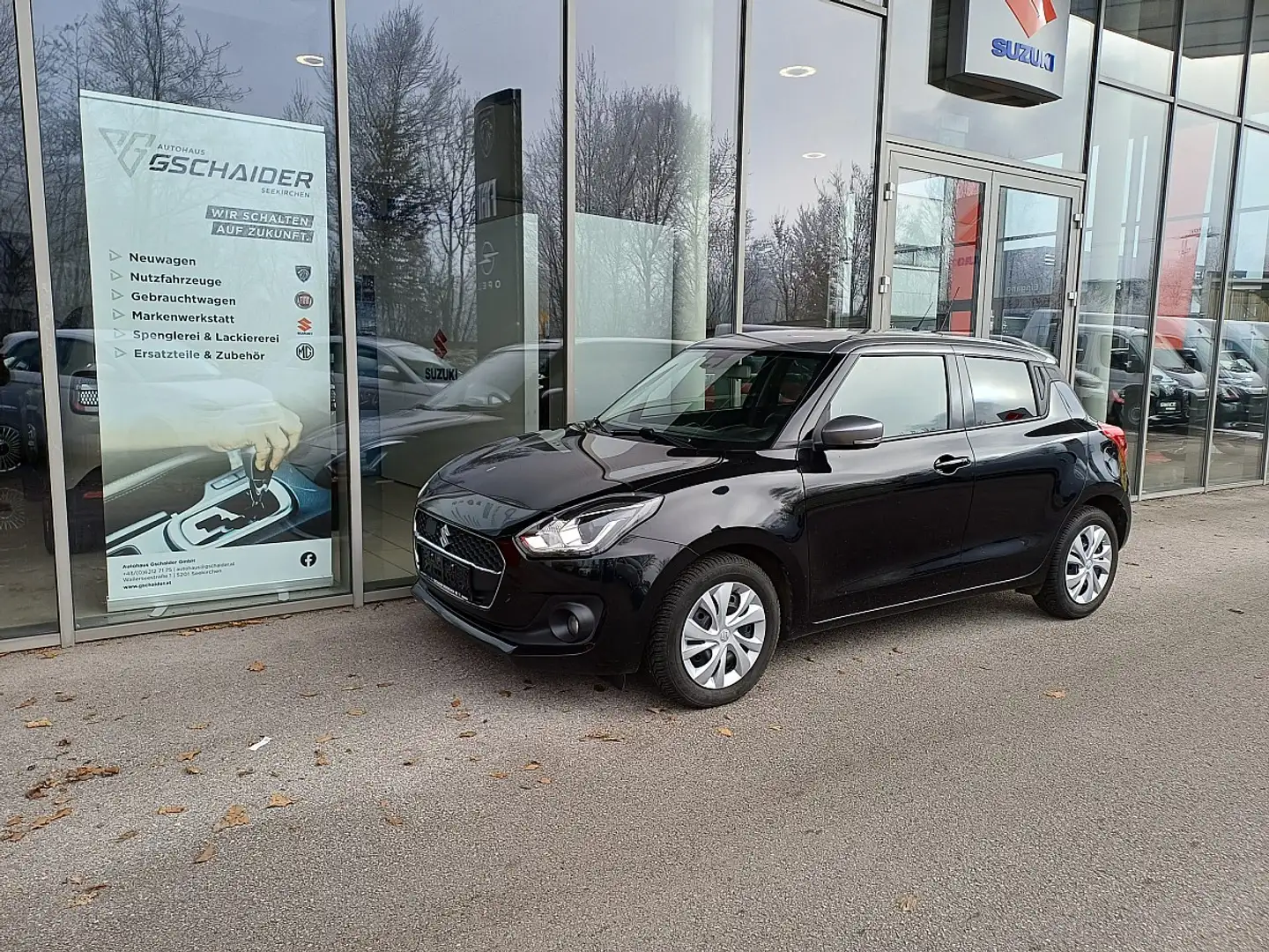 Suzuki Swift 1,0 Hybrid DITC Flash Schwarz - 1