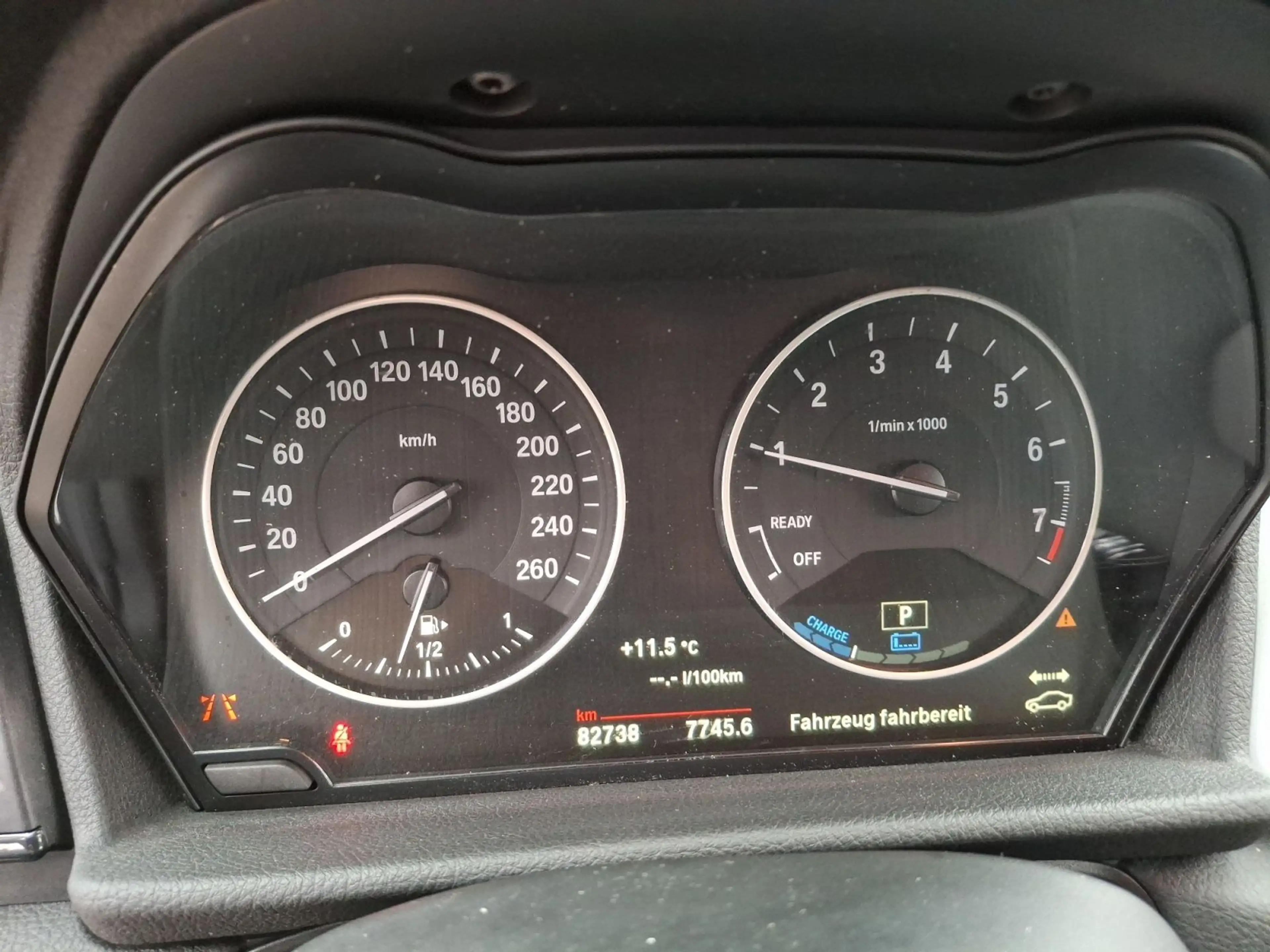 BMW 225 225xe Active Tourer iPerformance Steptronic Adva — photo 13