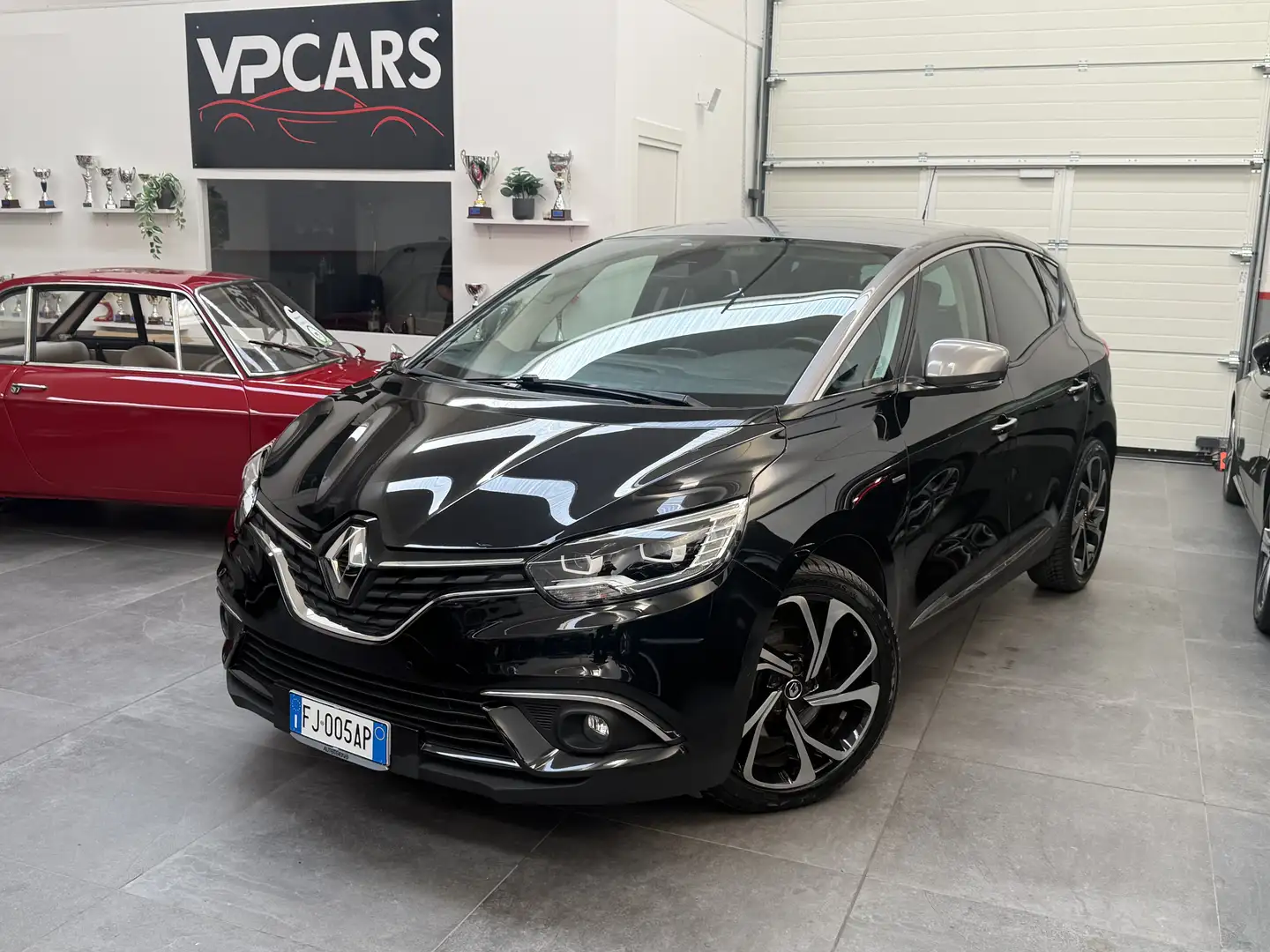 Renault Scenic 1.5 dci energy Bose 110cv edc - 1