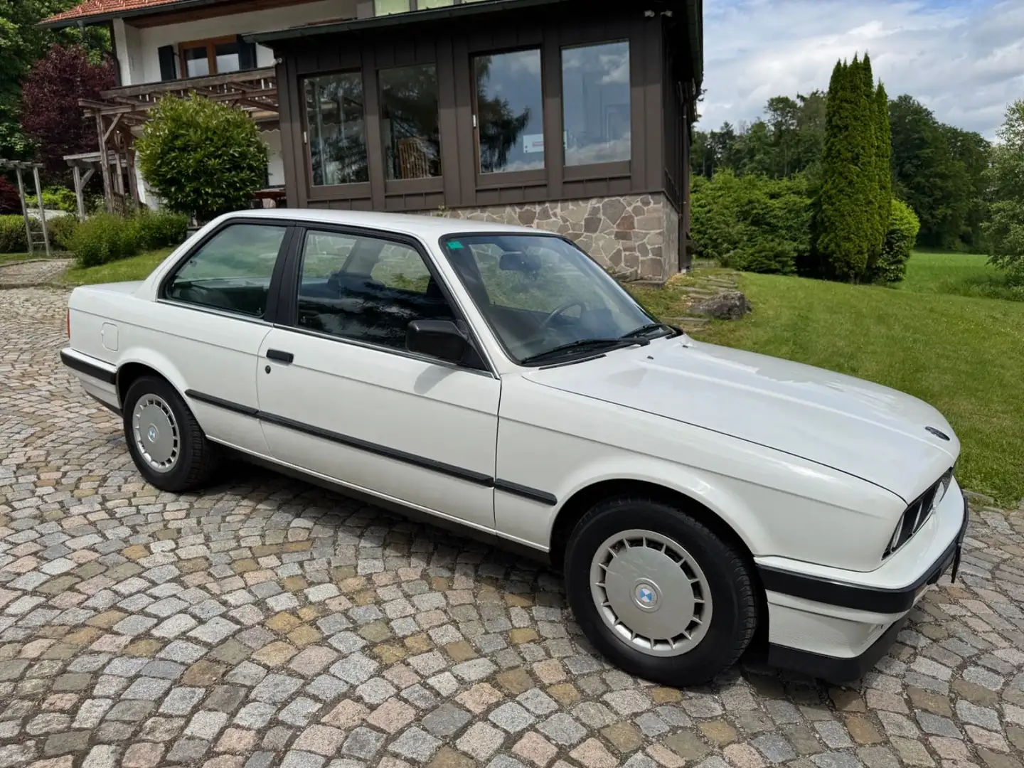 BMW 320 i E30 1.Hand orig 58000 Km! rostfrei! Fehér - 2