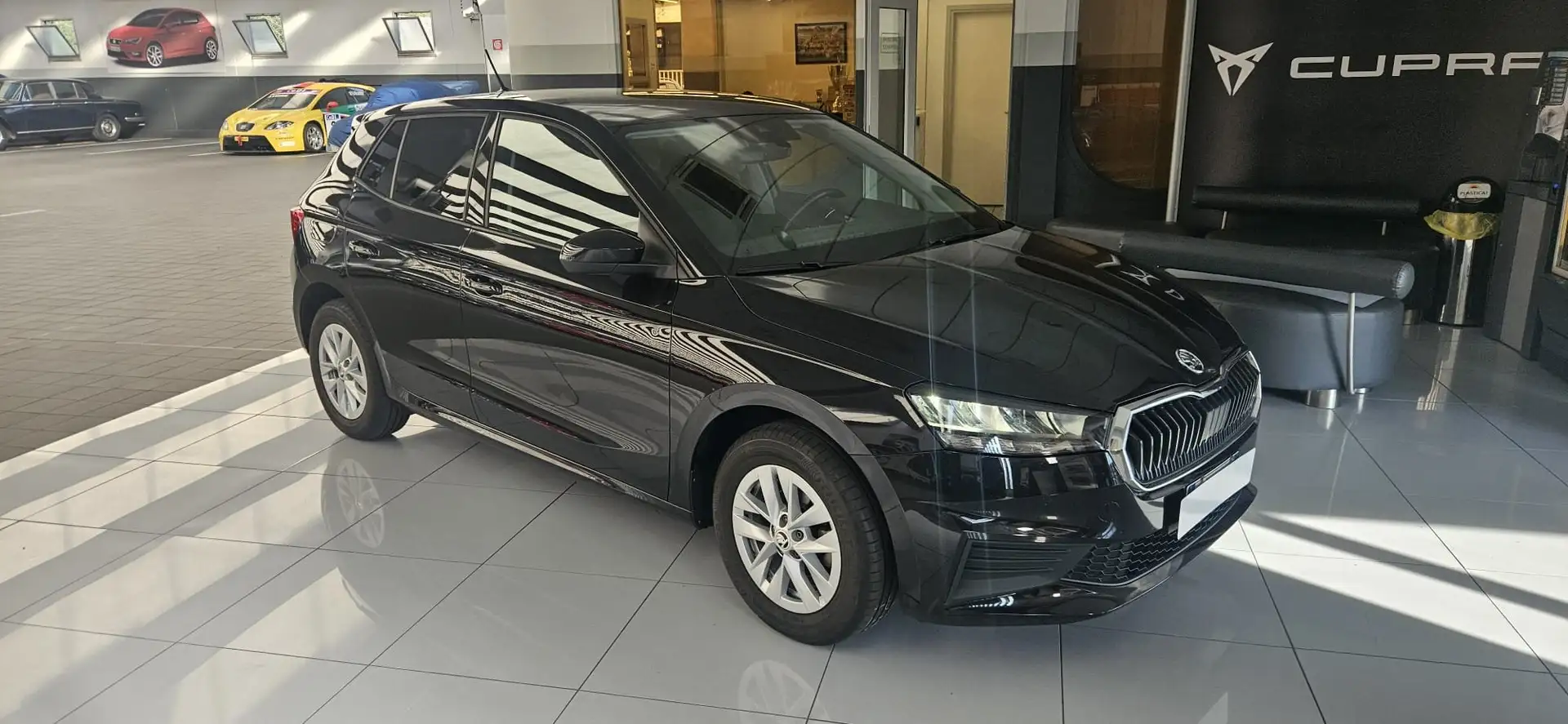 Skoda Fabia Fabia IV 2022 1.0 tsi evo Style 95cv Noir - 1