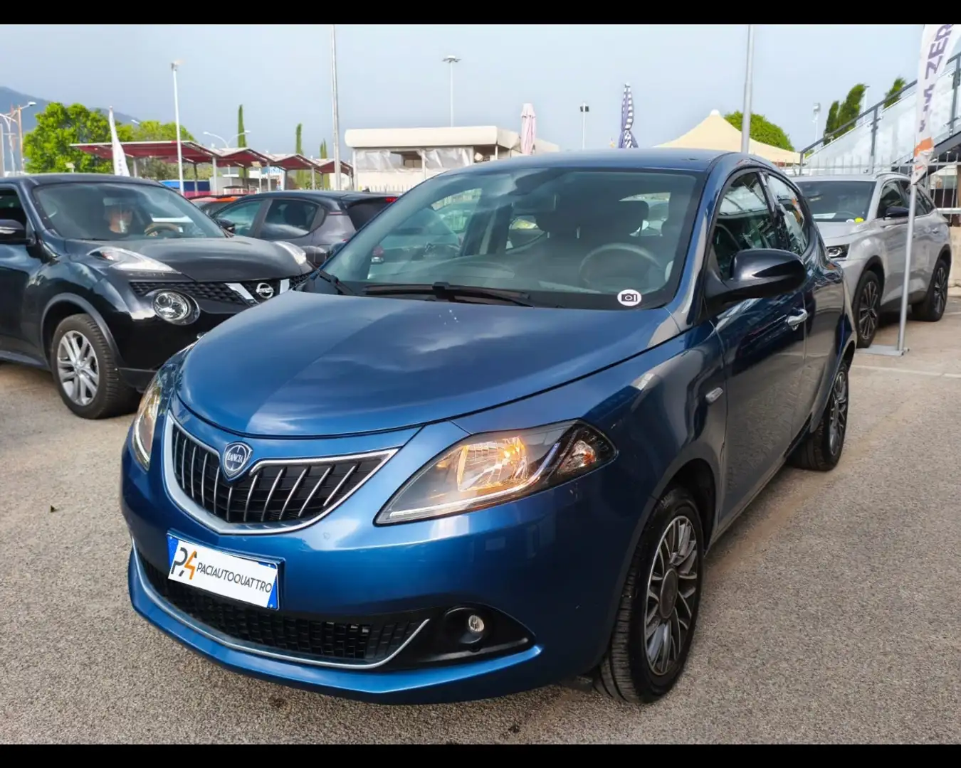 Lancia Ypsilon 1.0 FireFly Hybrid Gold Blu/Azzurro - 1