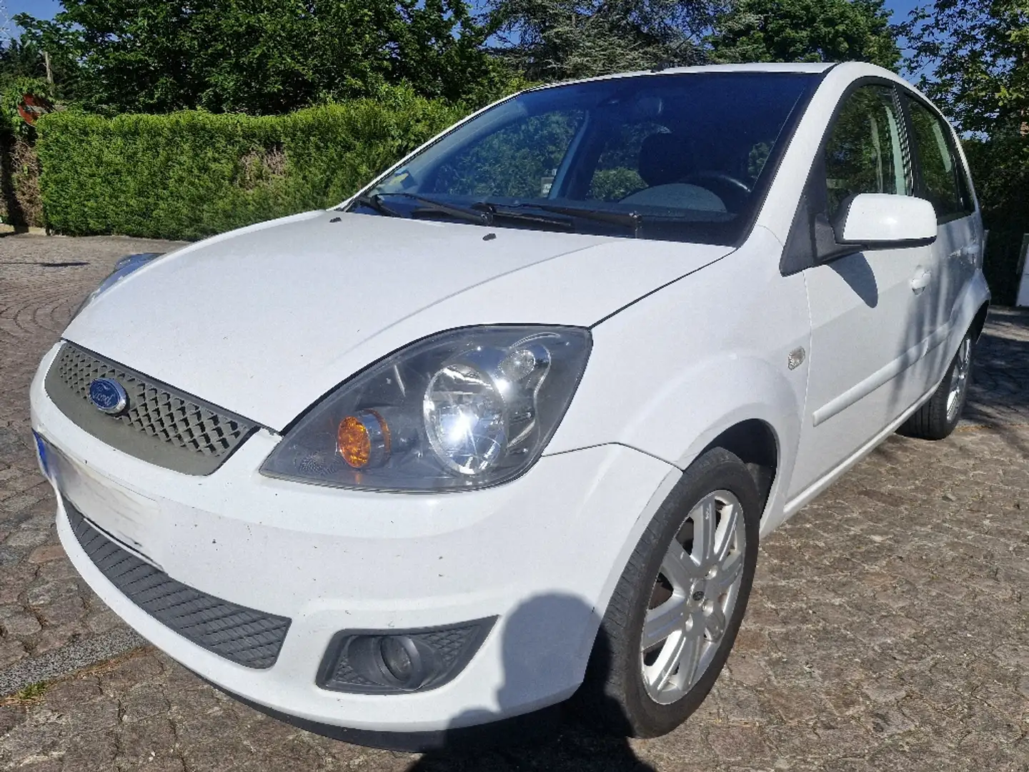 Ford Fiesta Fiesta 1.4i Ghia Durashift A - 1