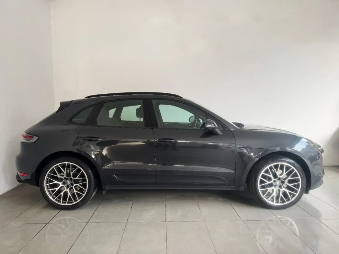 Porsche Macan 2.0 FULL OPTIONAL Grigio - 2