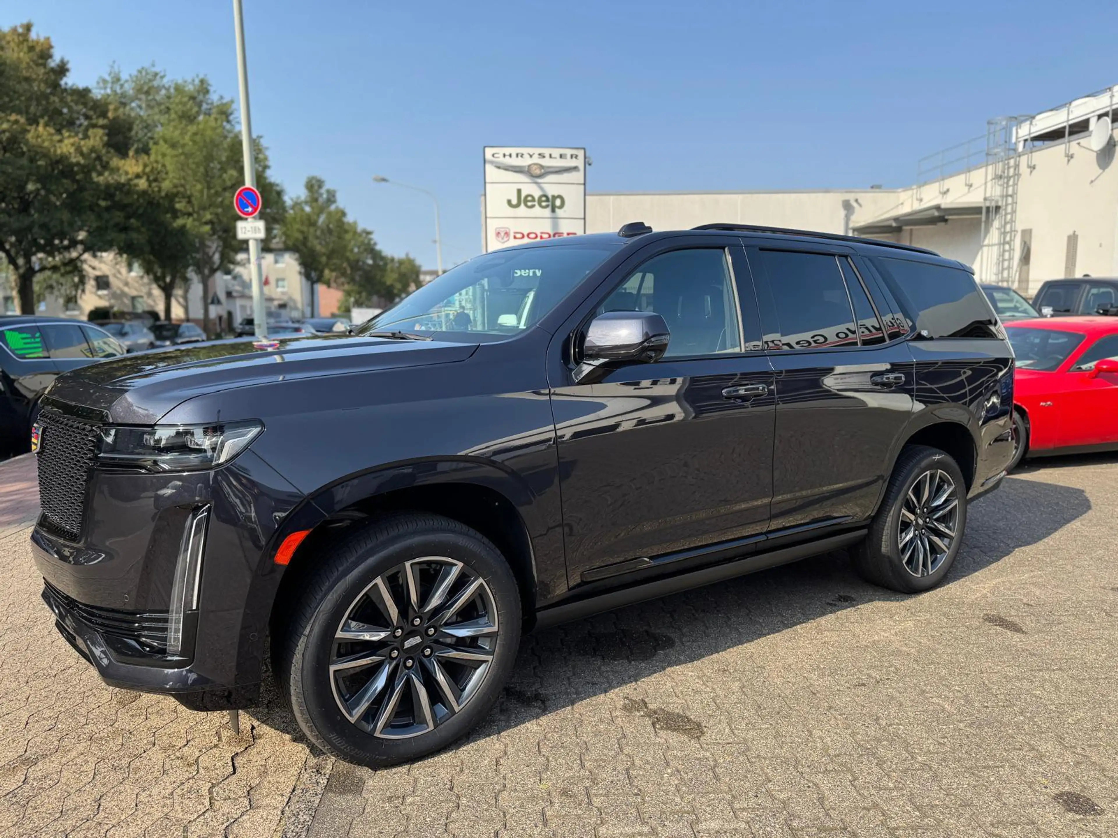 Cadillac Escalade 6.2 V8 Sport Platinum mit LPG 3 Jahre Garantie — photo 8