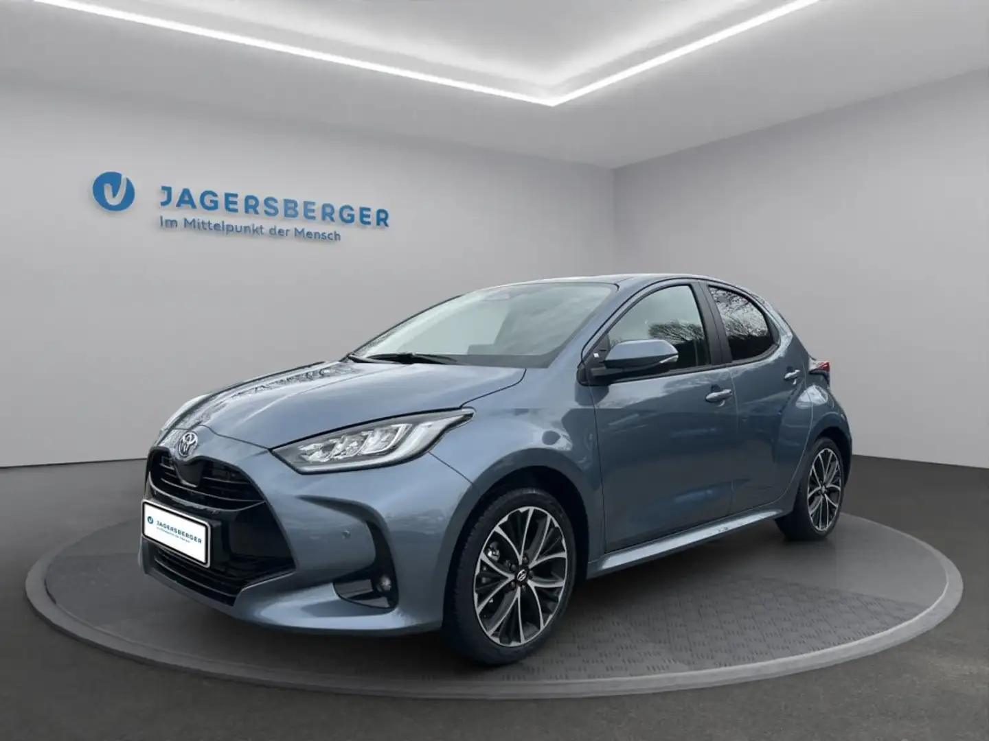 Toyota Yaris - 1,5 l Hybrid  Teamplayer Grau - 1