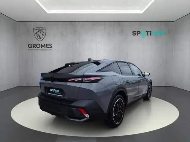 Peugeot 408 view 3