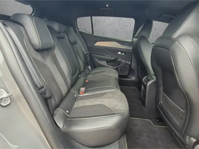 Peugeot 408 view 14