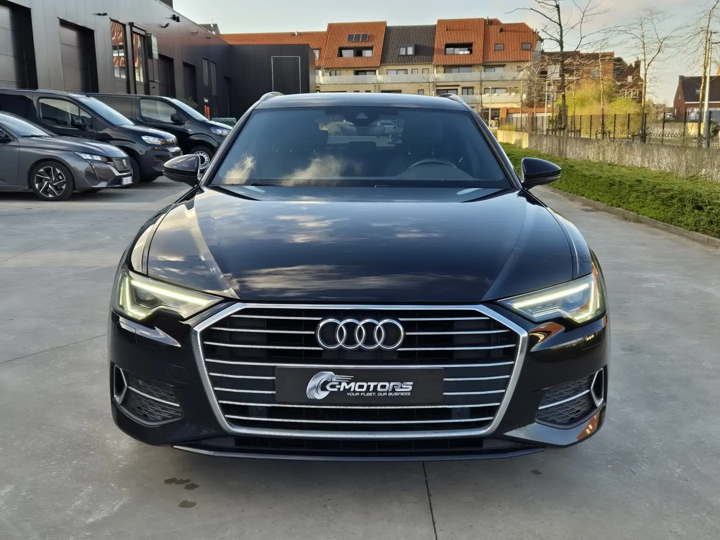 Audi A6 Avant 35 TDi 163 Business Edition Sport S tronic Zwart - 2