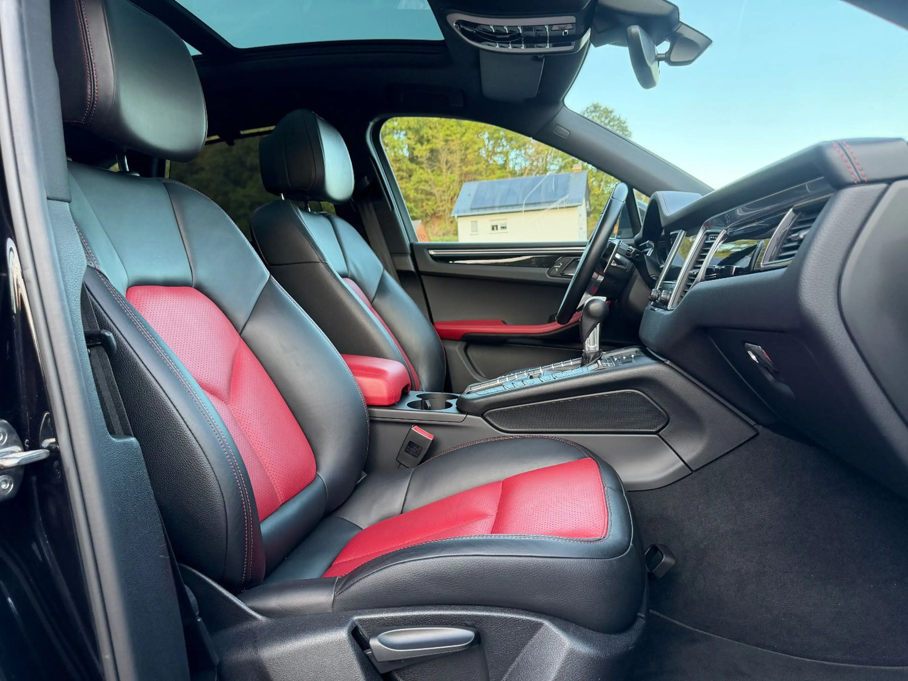 Porsche Macan S KAMERA/PANO/AHK — photo 11